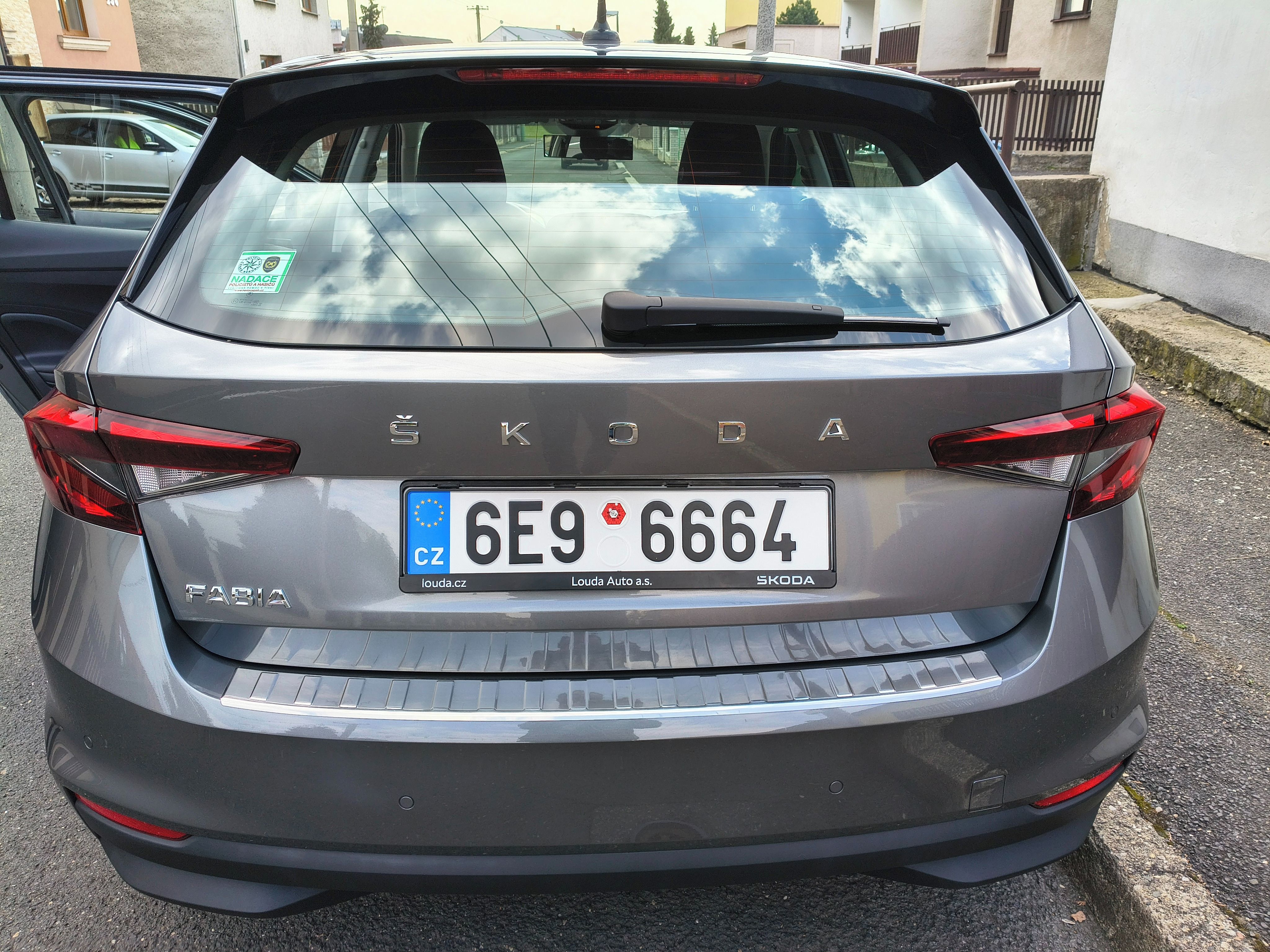 Škoda Fabia, IV 1.5 TSI DSG 110 Kw - fotka 4