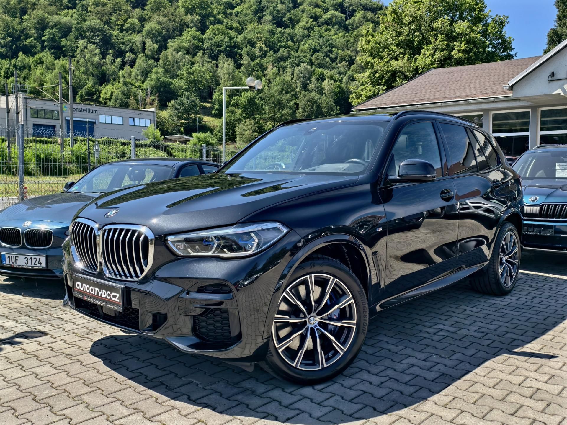 BMW X5, xDrive40d 250kW M-PAKET, DPH - fotka 3
