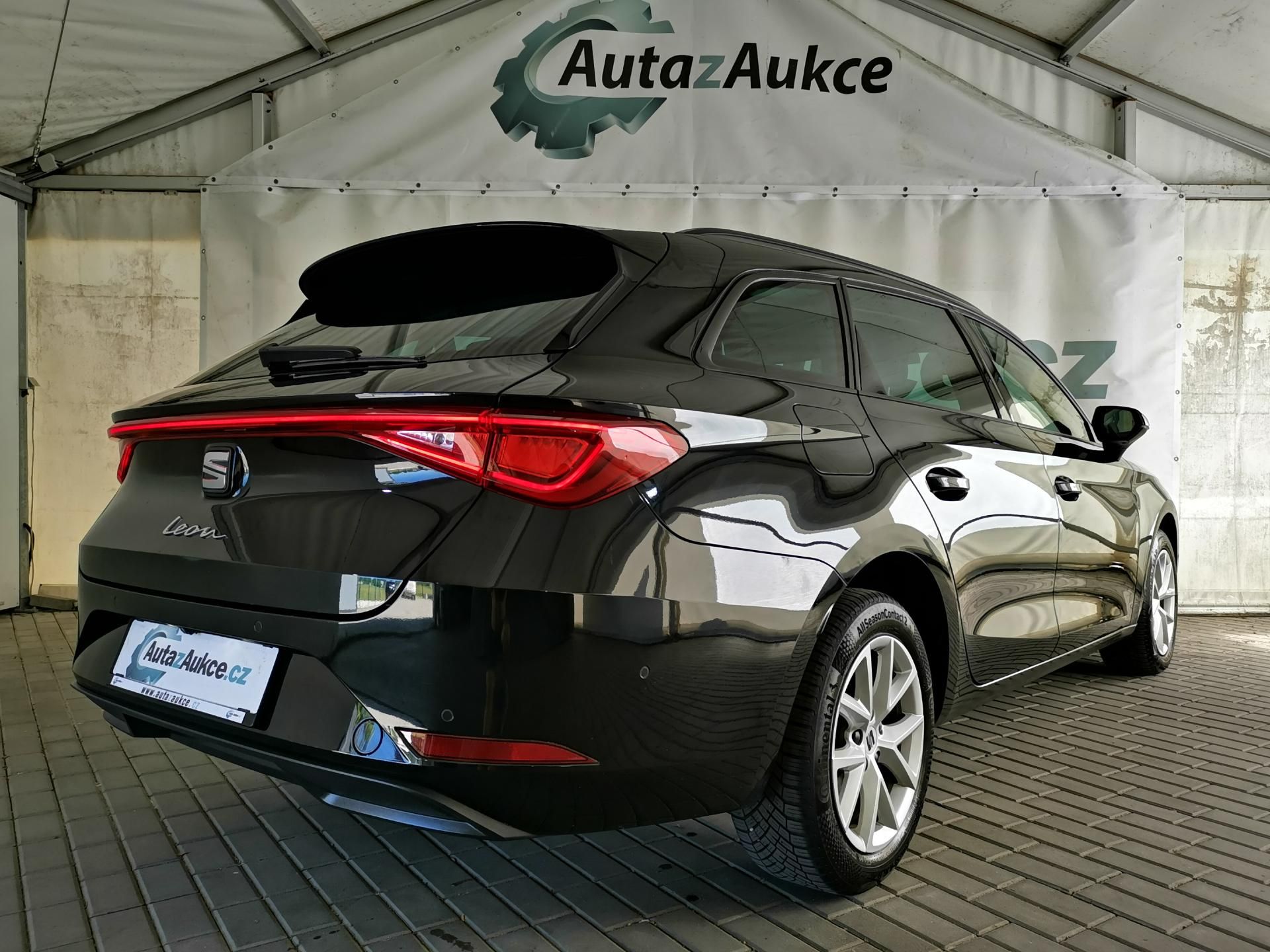 Seat Leon, 1.5 Tsi DSG KESSY LED VIRTUÁL - fotka 2