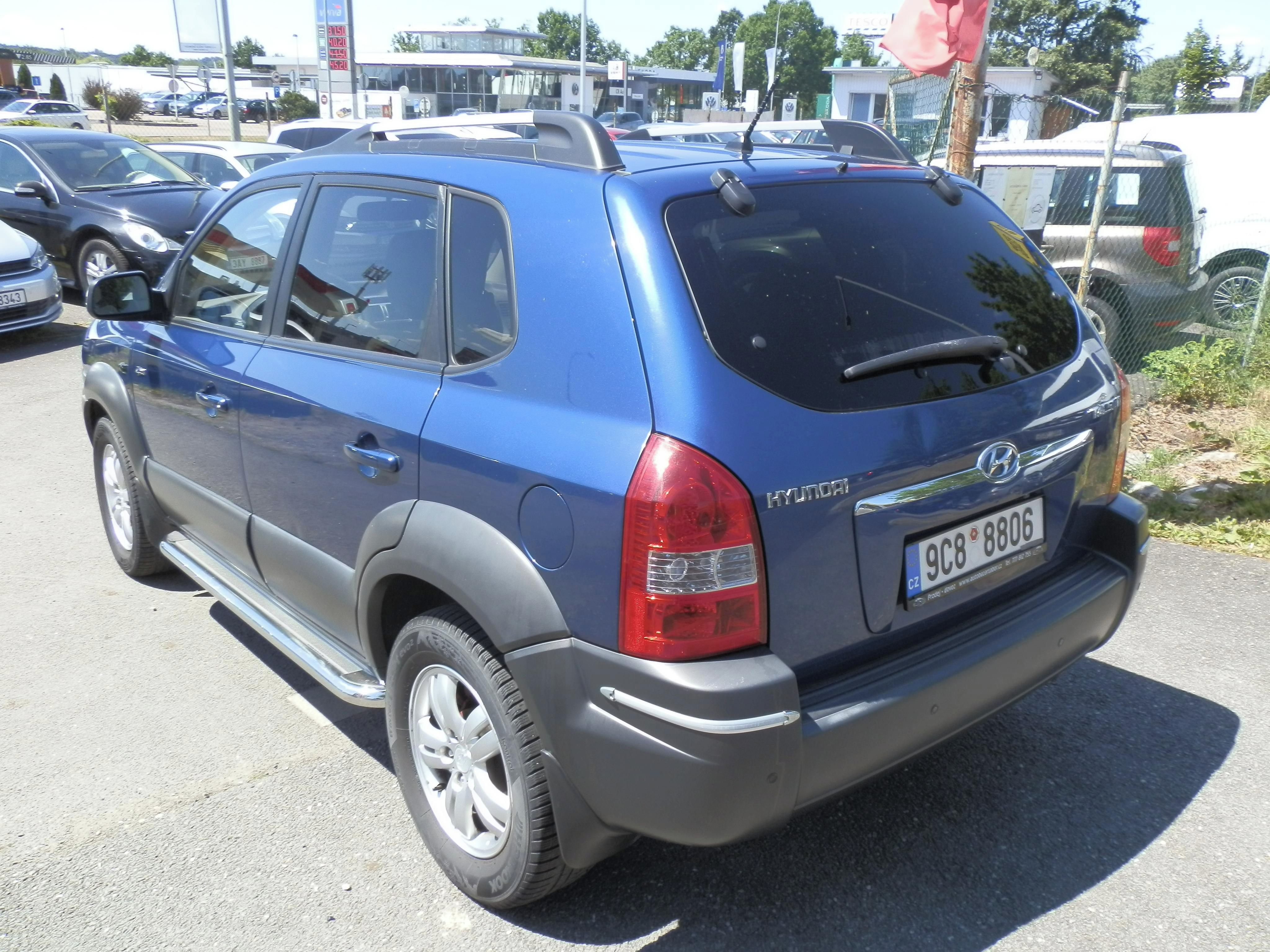 Hyundai Tucson, 2,0i - fotka 3