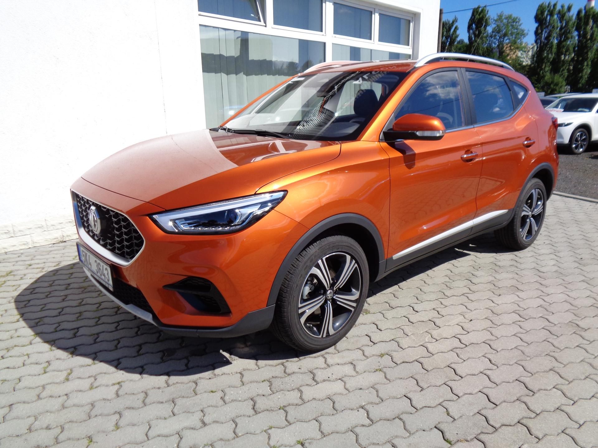 MG ZS, 1,5 106 PS, Ess-plus, MÁLO KM! - fotka 3