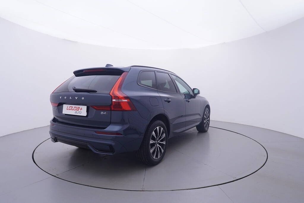 Volvo XC60, 2.0 . 145 kW - fotka 5