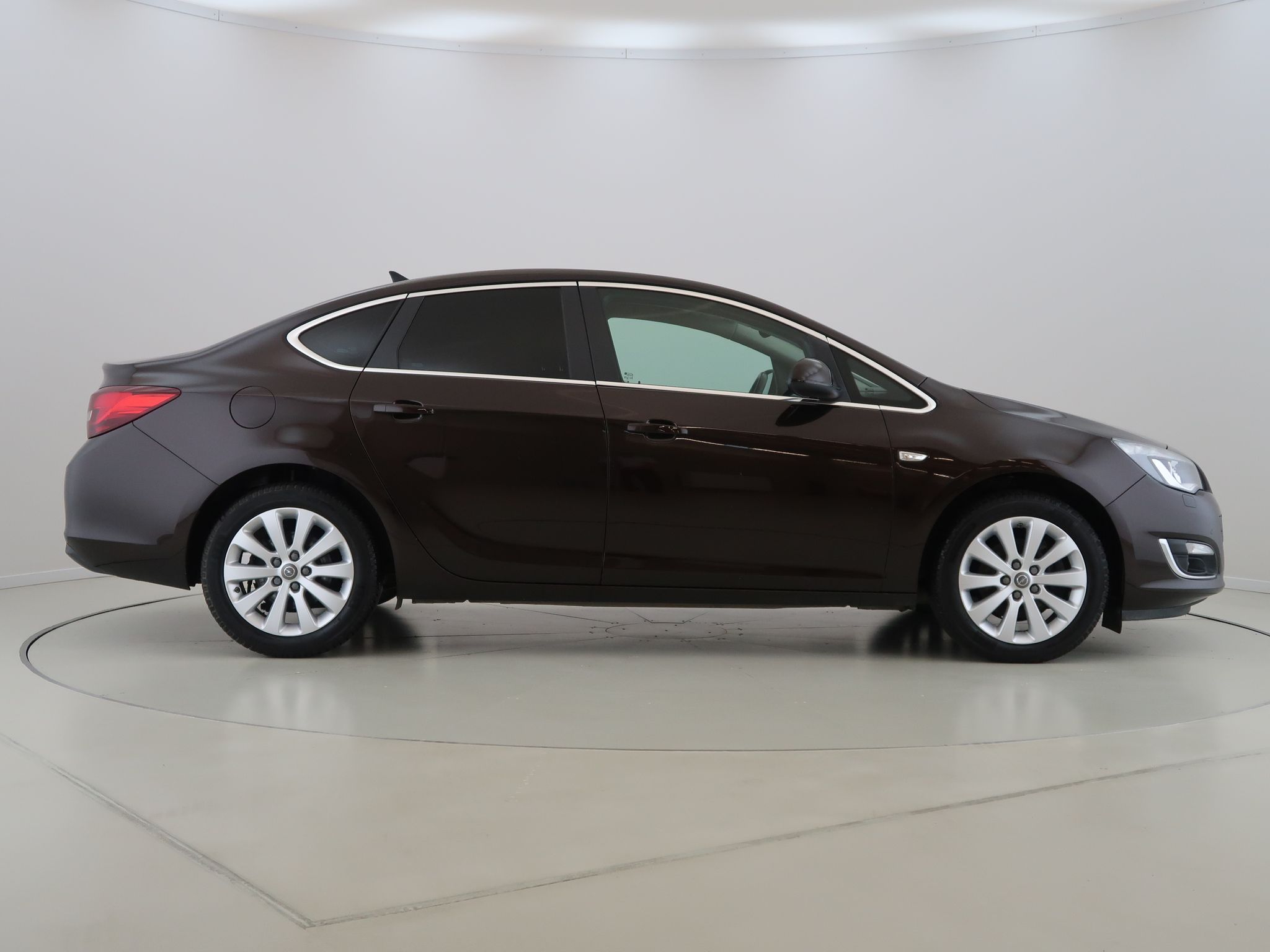 Opel Astra, Cosmo,1.6CDTI,100KW,AC,NAVI - fotka 4