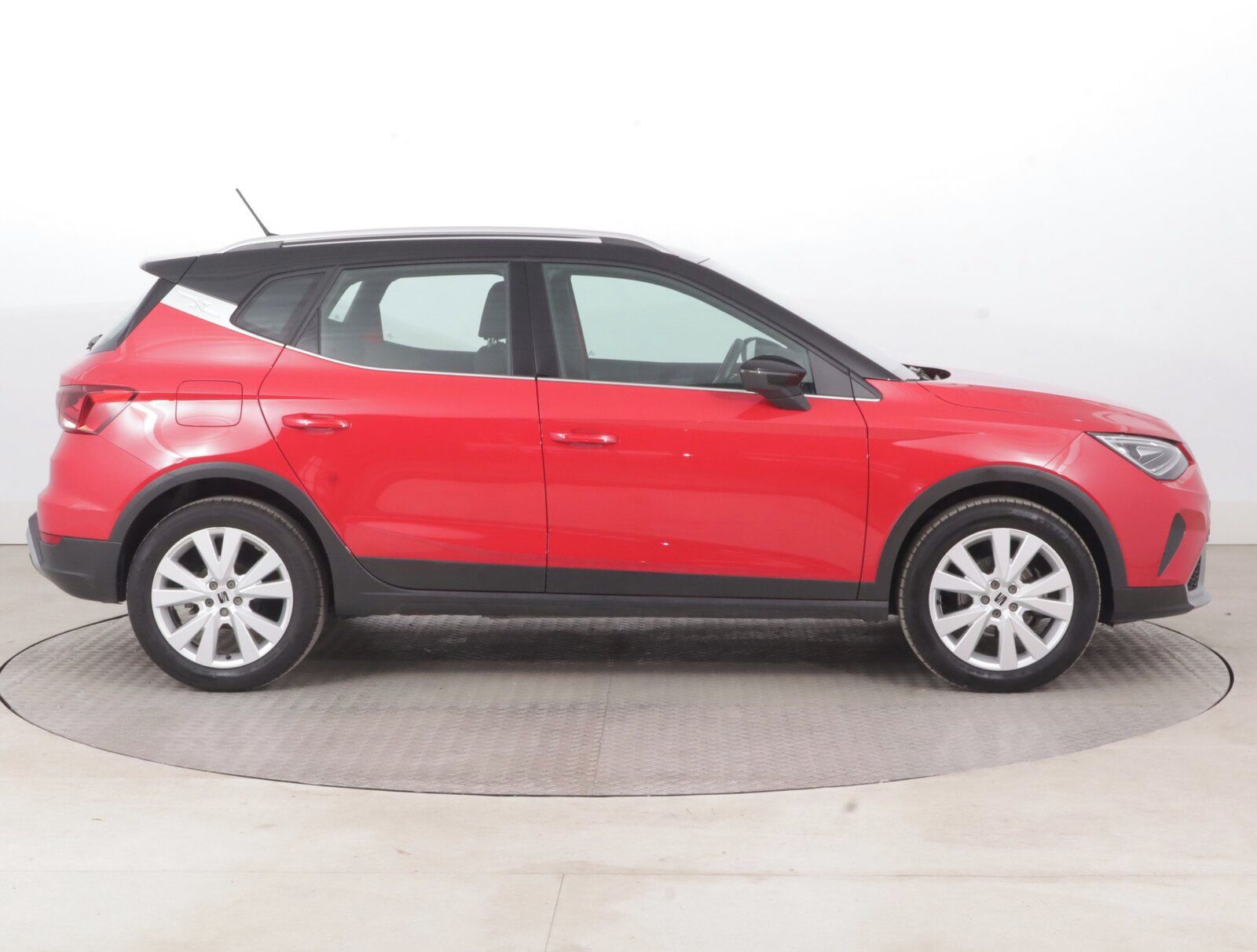 Seat Arona, 1.0 TSI, Xperience, Serv.kniha - fotka 6