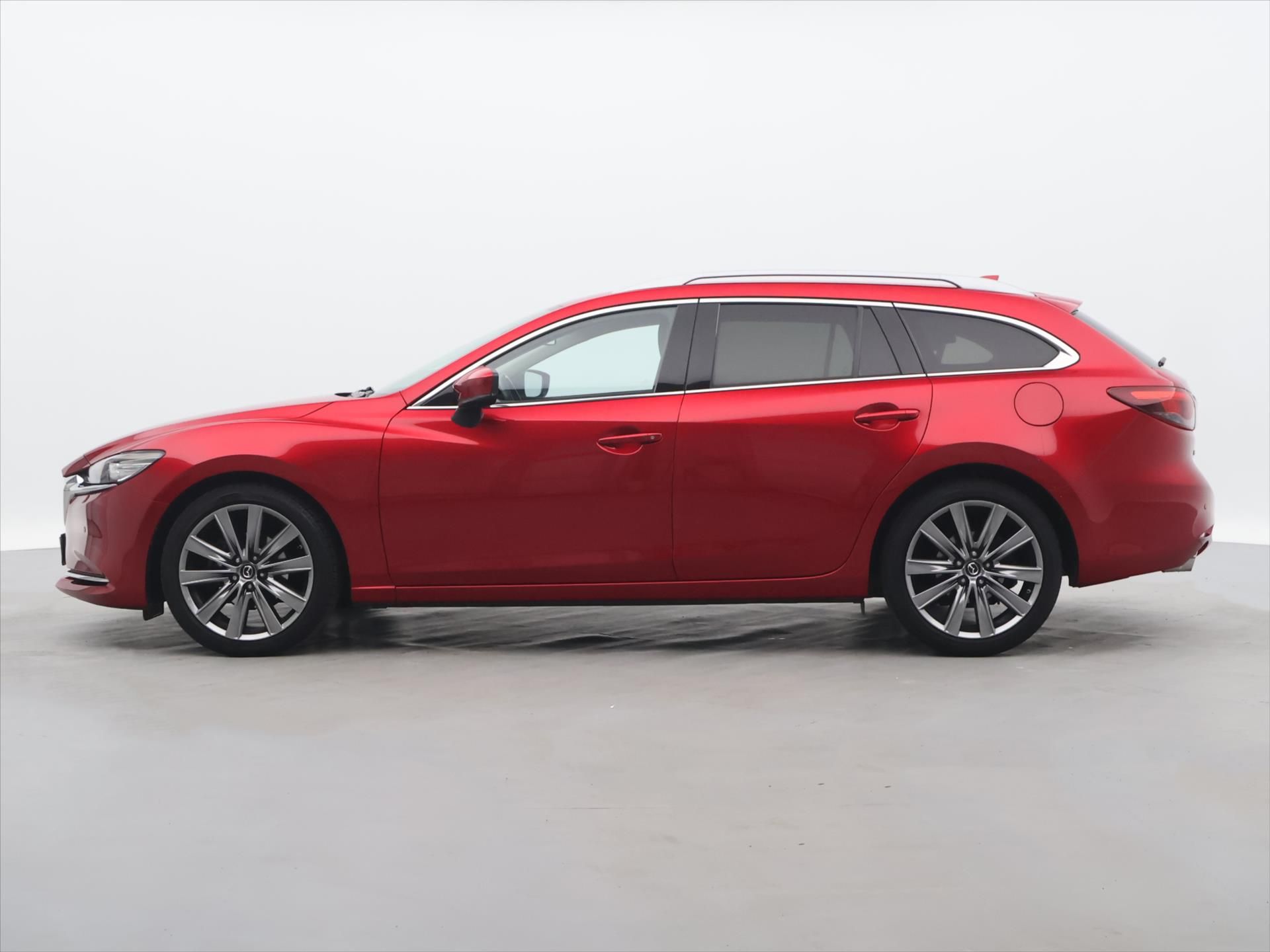 Mazda 6, 2,5 Skyactiv-G 143kW Revolutio - fotka 4