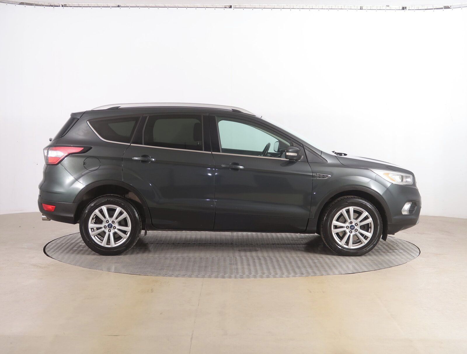 Ford Kuga, 2.0 TDCi, 4X4 - fotka 6