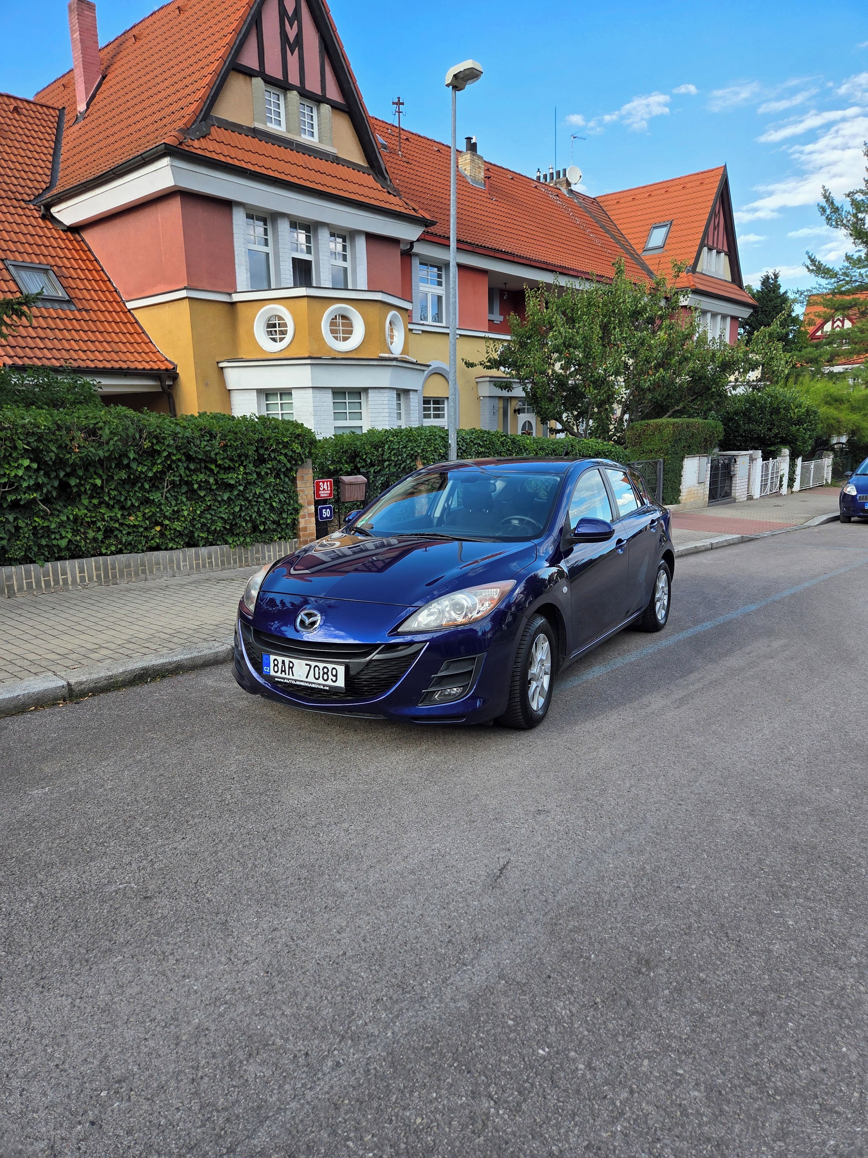 Mazda 3, Mazda 3 1.6 BL