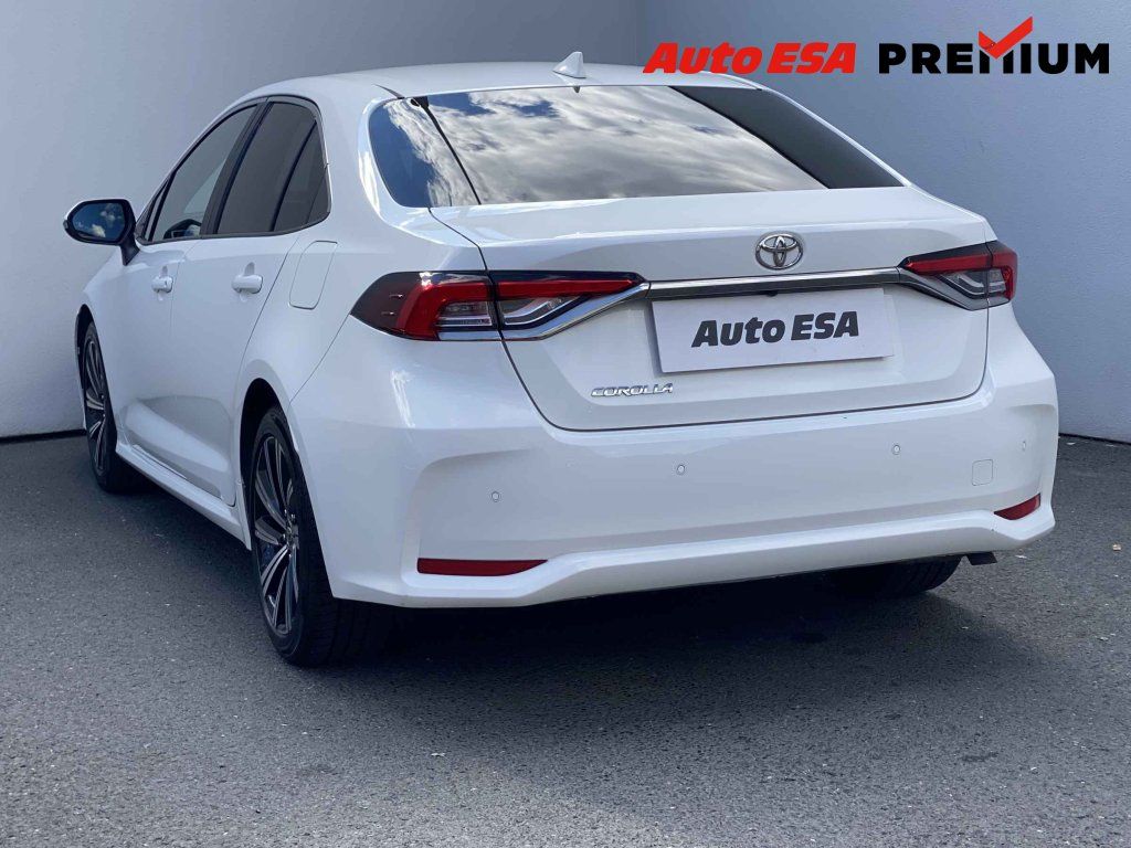 Toyota Corolla, 1.5i,1.maj,ČR - fotka 6