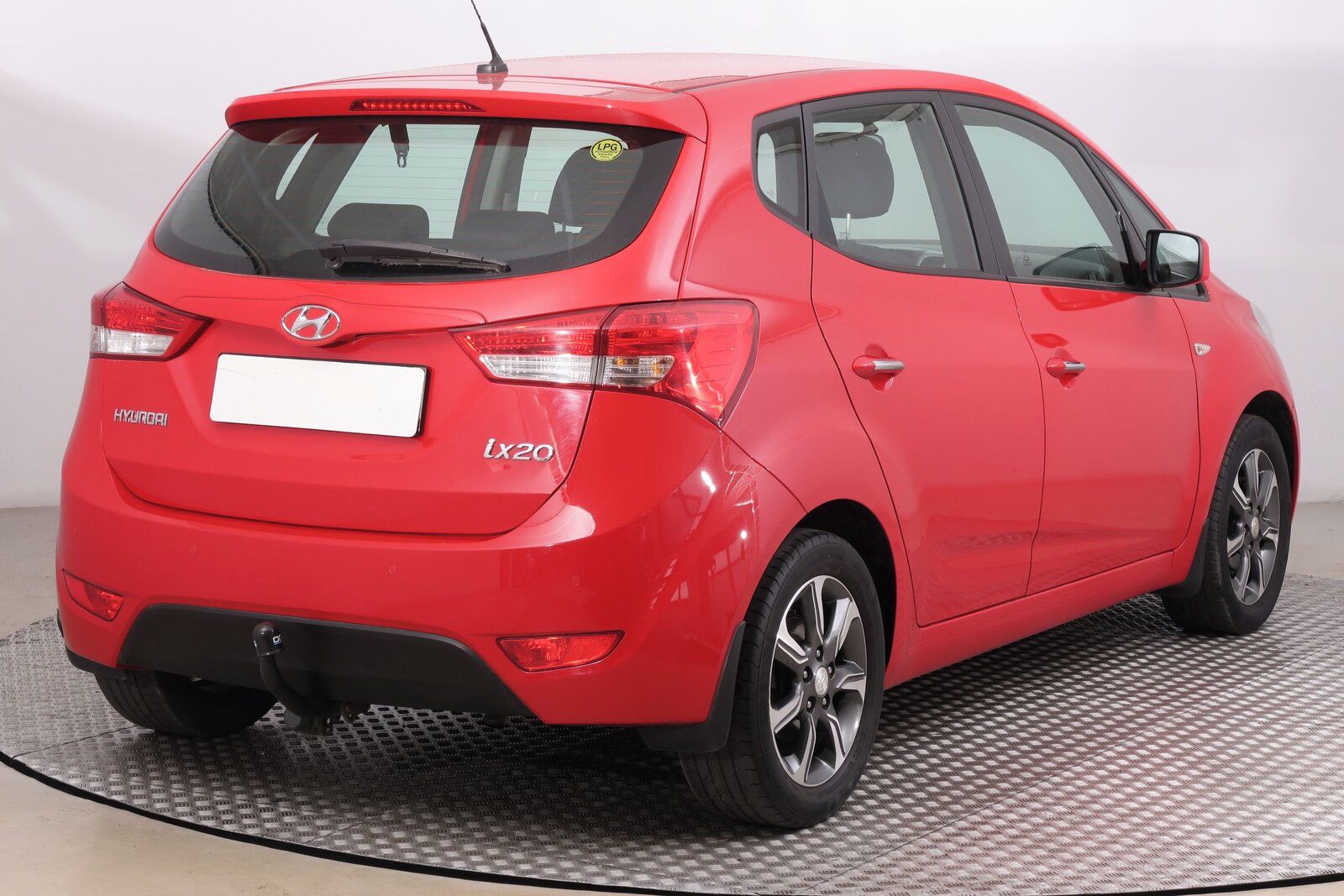 Hyundai ix20, 1.6 CVVT, LPG, Automat - fotka 5