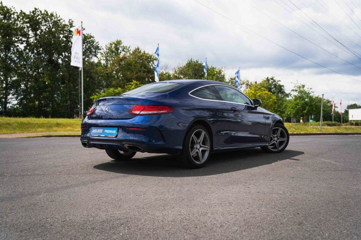 Mercedes-Benz Třídy C, 300, Automat, Kůže, Navi - fotka 6