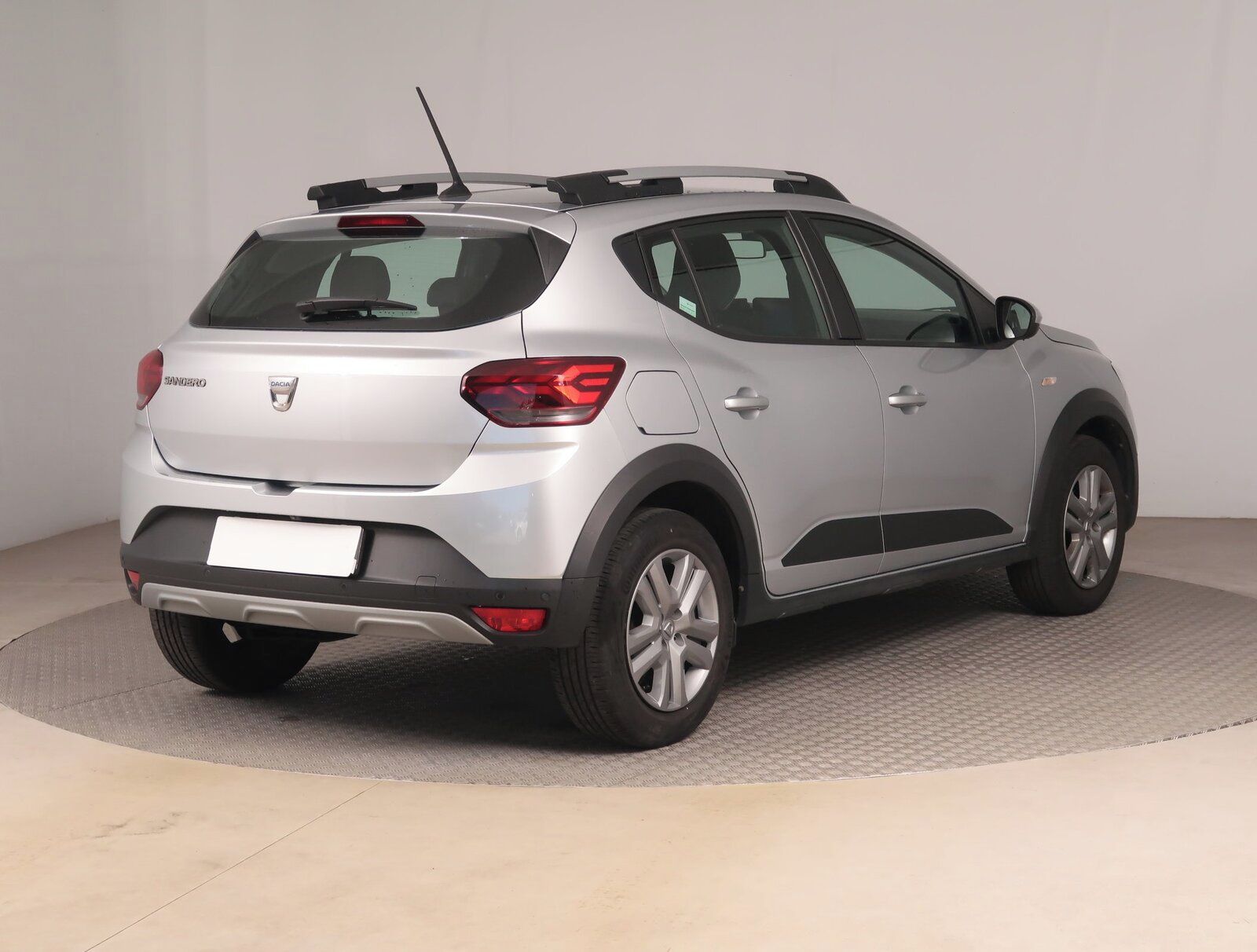 Dacia Sandero, 1.0 TCe, Stepway Expression - fotka 5