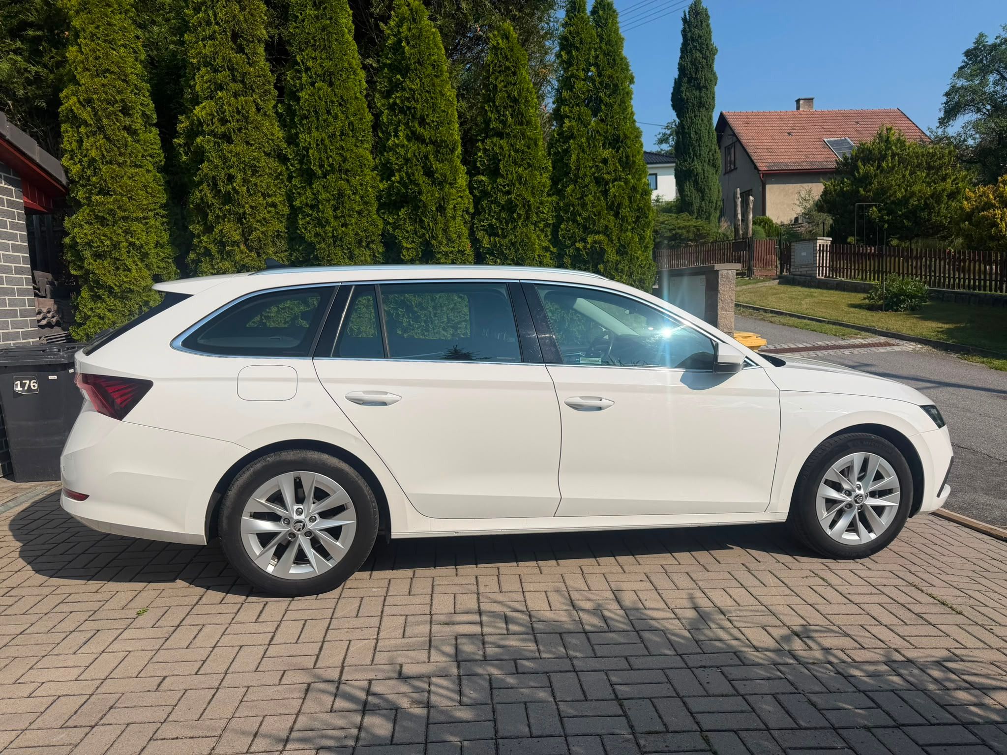 Škoda Octavia, 2,0TDi,Style,M6,CZ,1.maj,DPH - fotka 4
