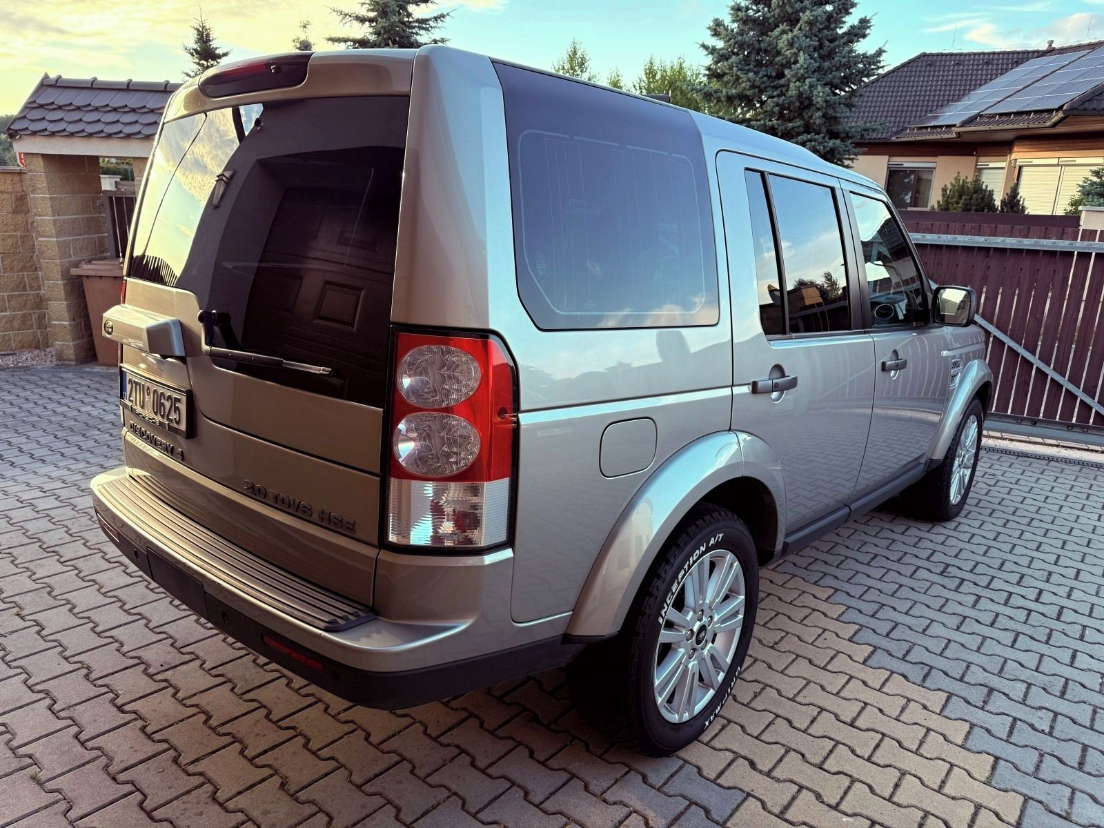 Land Rover Discovery, 3.0 TDV6 orig. bez DPF HSE - fotka 6
