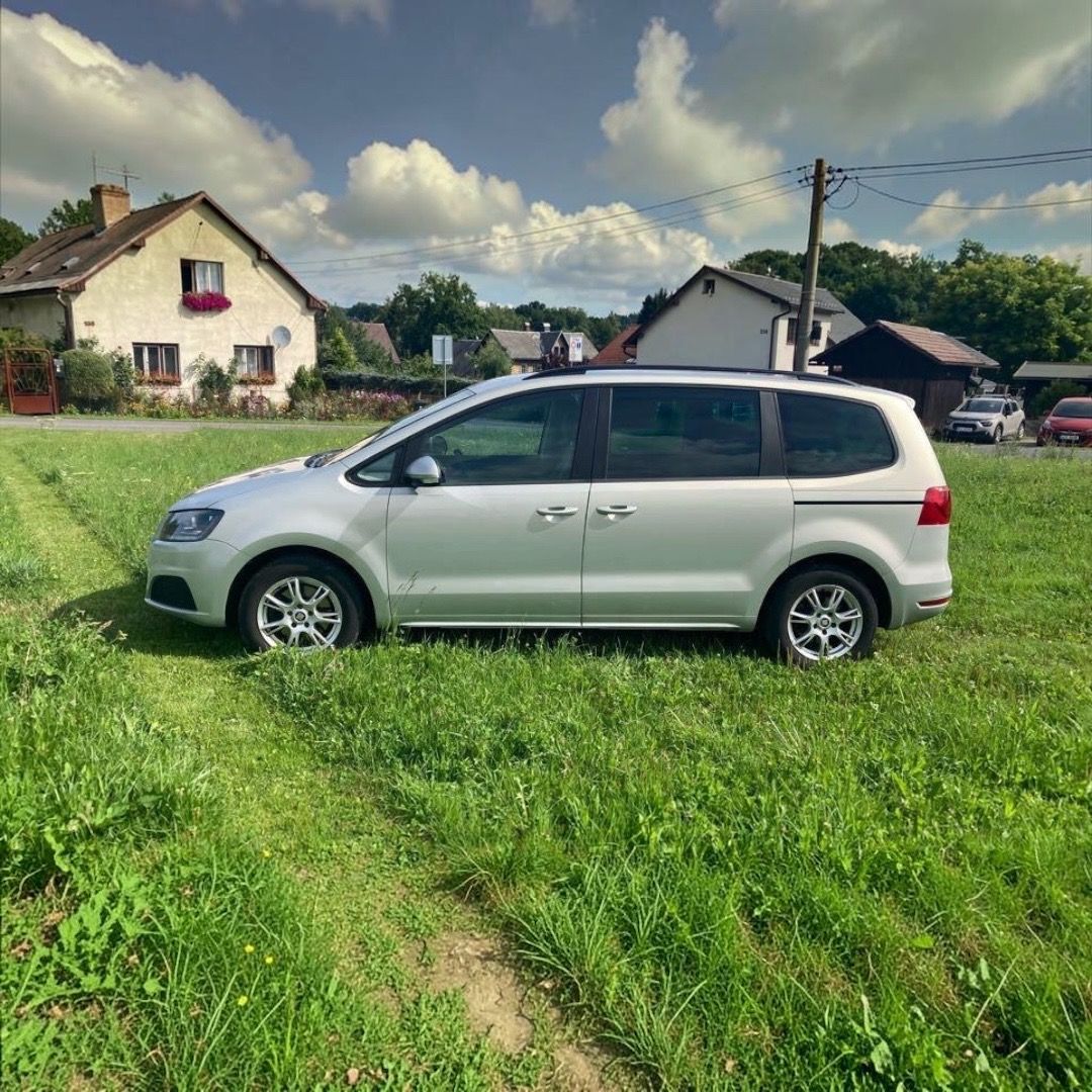 Seat Alhambra - fotka 2