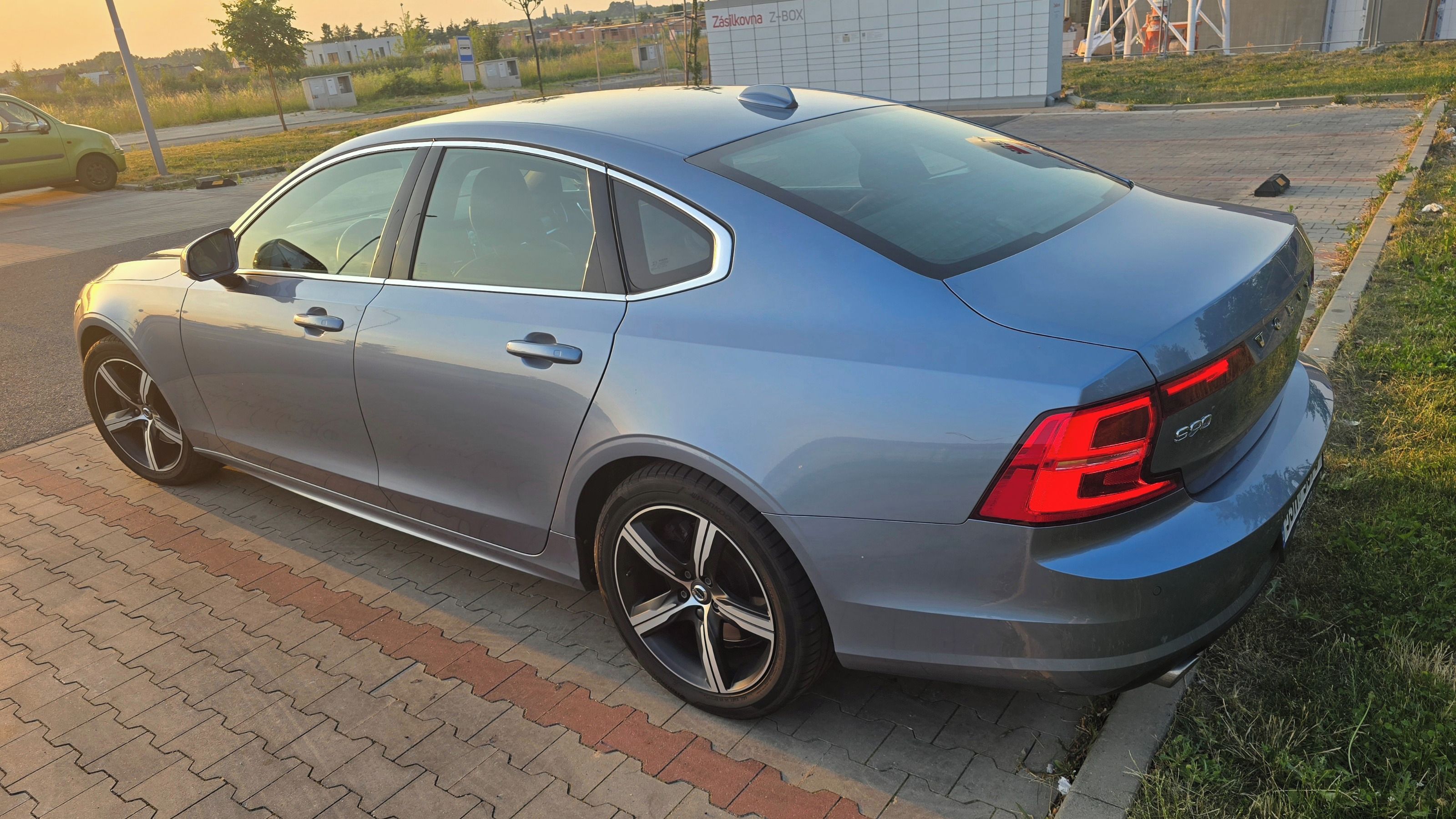 Volvo S90 - fotka 4