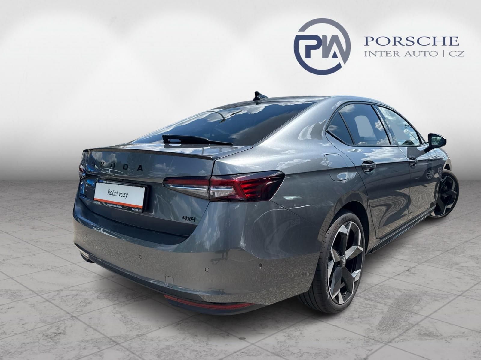 Škoda Superb, Sportline 2.0TDI 142kW 4X4 DSG - fotka 2