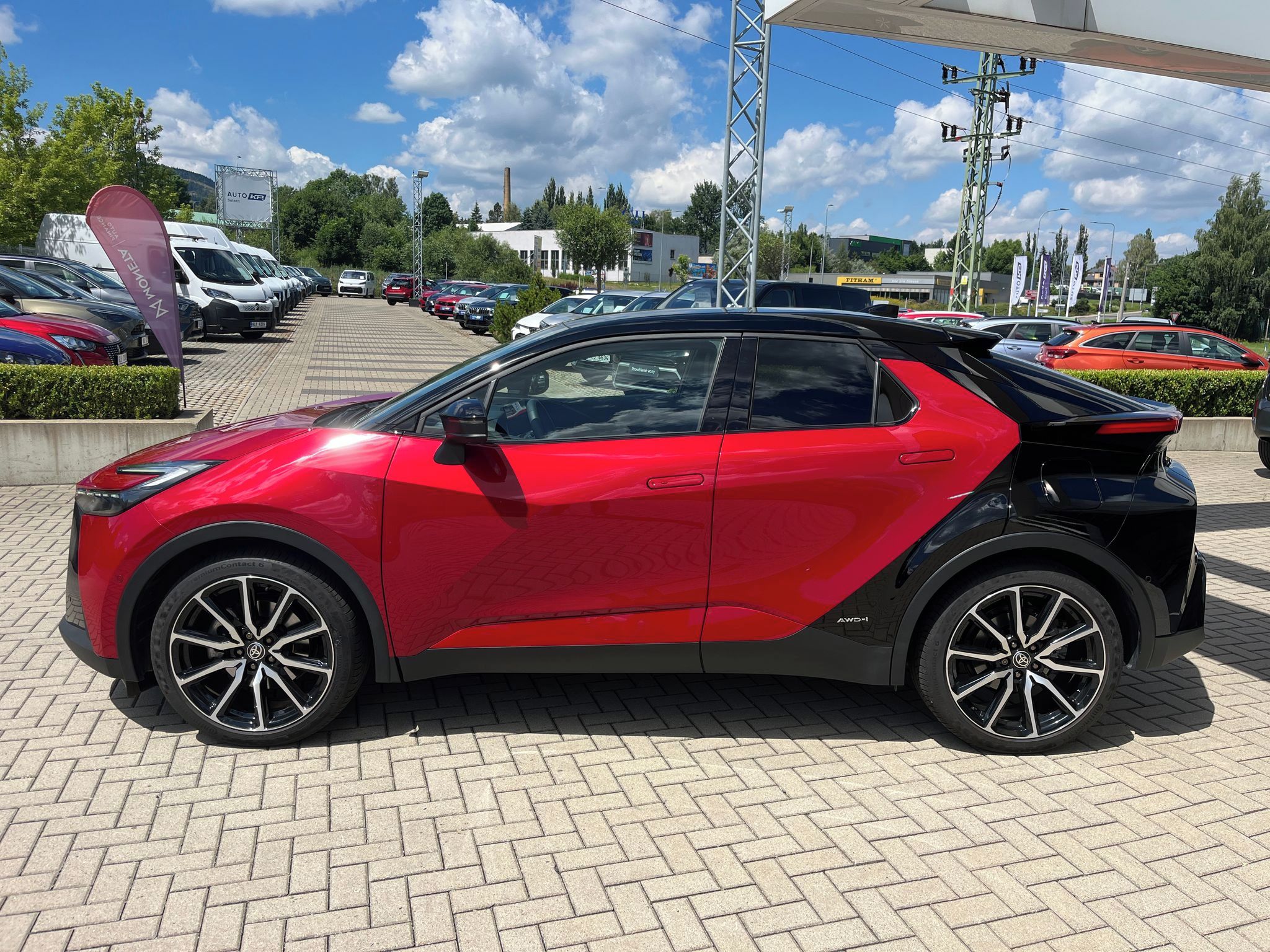 Toyota C-HR, 2.0 HEV 4x4 GR Sport Premier E - fotka 3