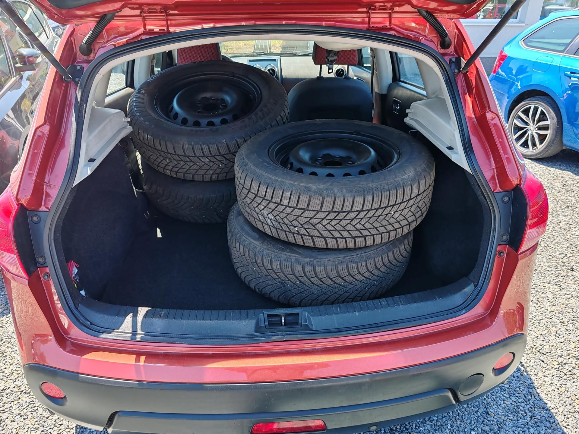 Nissan Qashqai, 1.6 - fotka 6