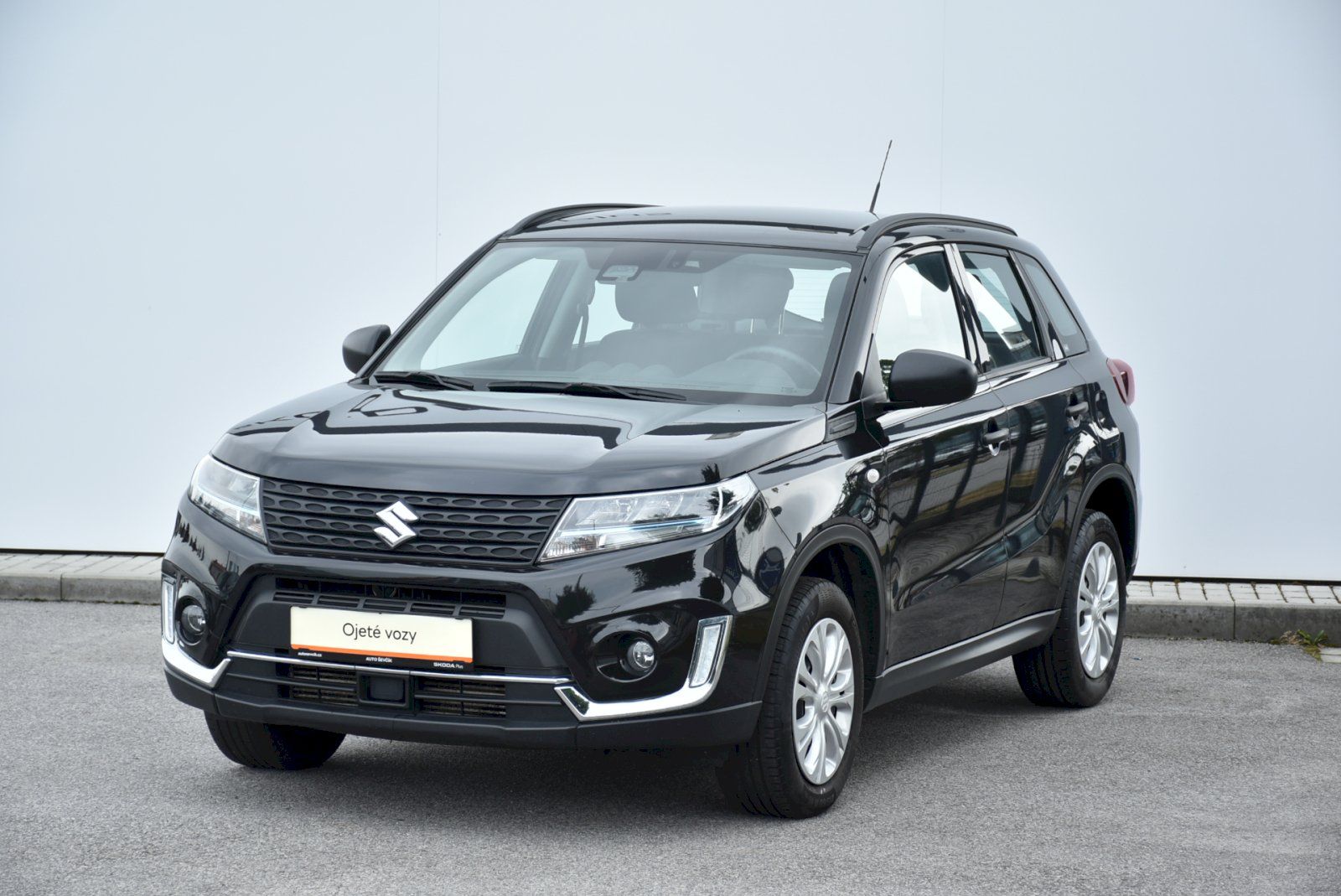 Suzuki Vitara, 1.4i BoosterJet 95kw - fotka 6