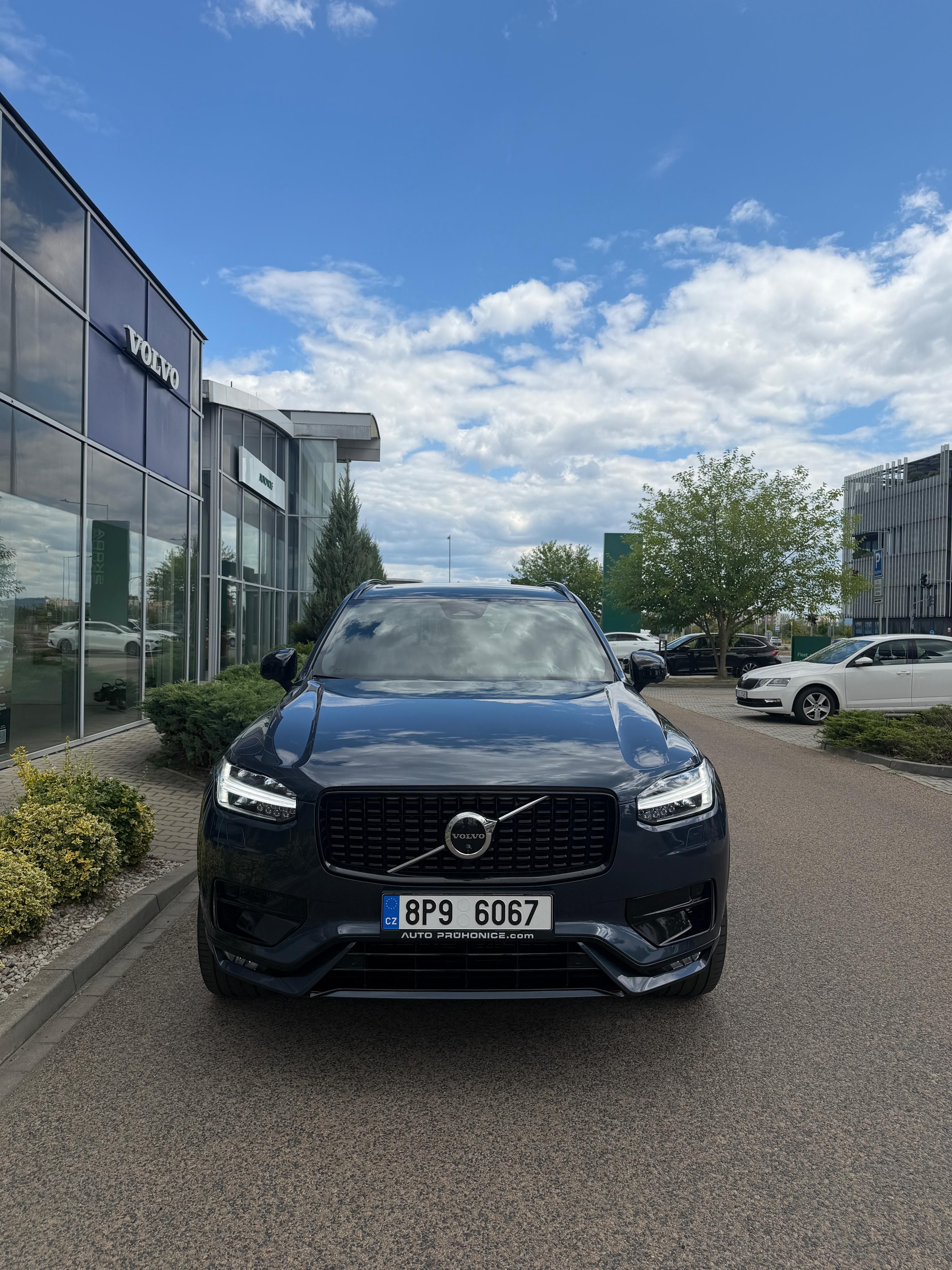 Volvo XC90, Záruka VOLVO do 01/2028 - fotka 3