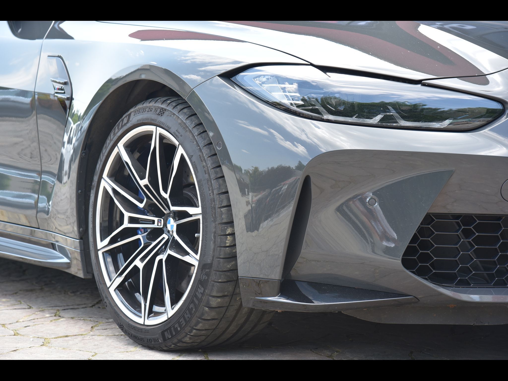 BMW M4, Competition M xDrive 1.maj TOP - fotka 2