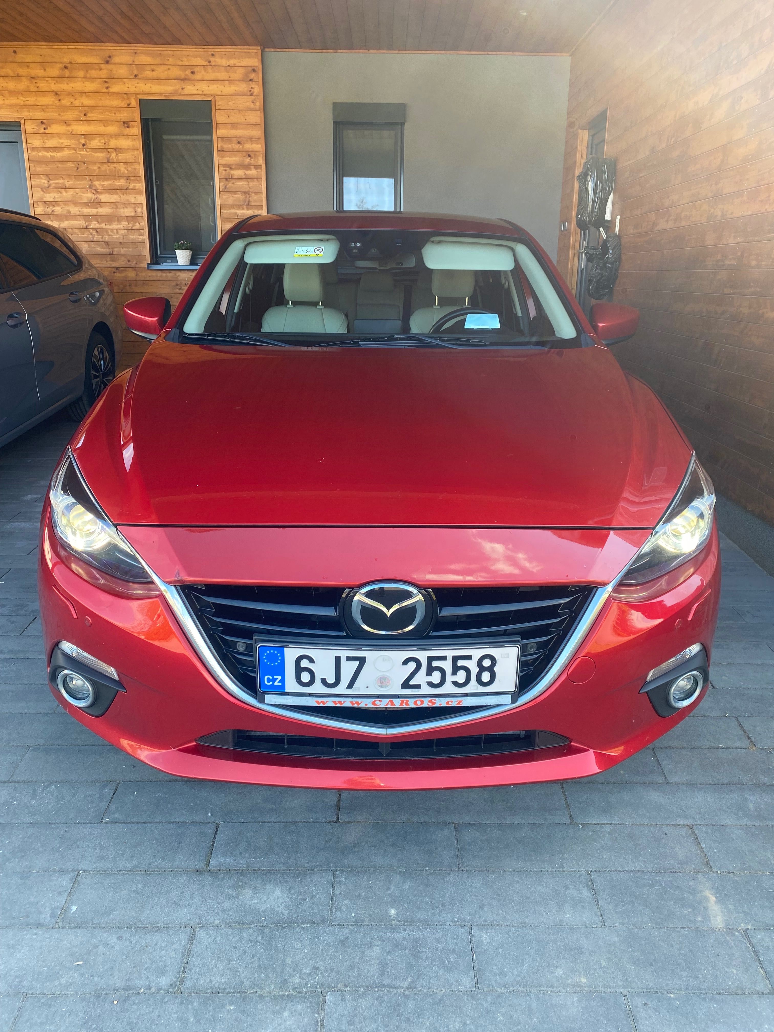 Mazda 3