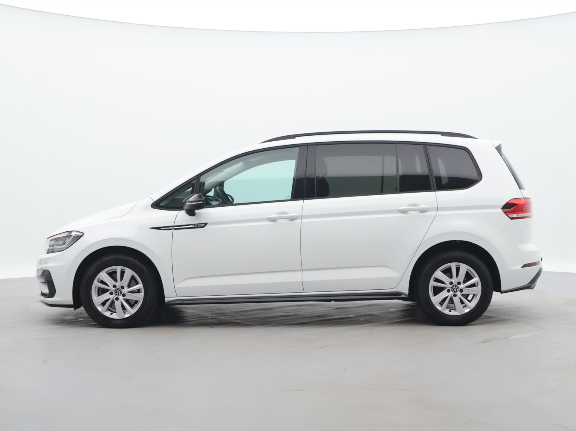 Volkswagen Touran, 2,0 TDI Rline DSG Pano. Tažné - fotka 4