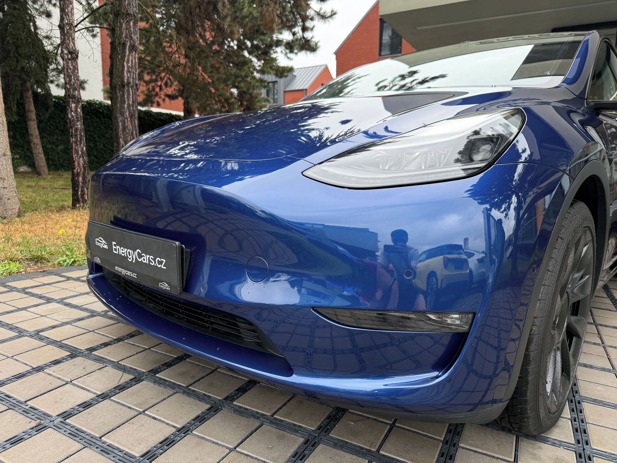 Tesla Model Y, Long Range AWD - fotka 5