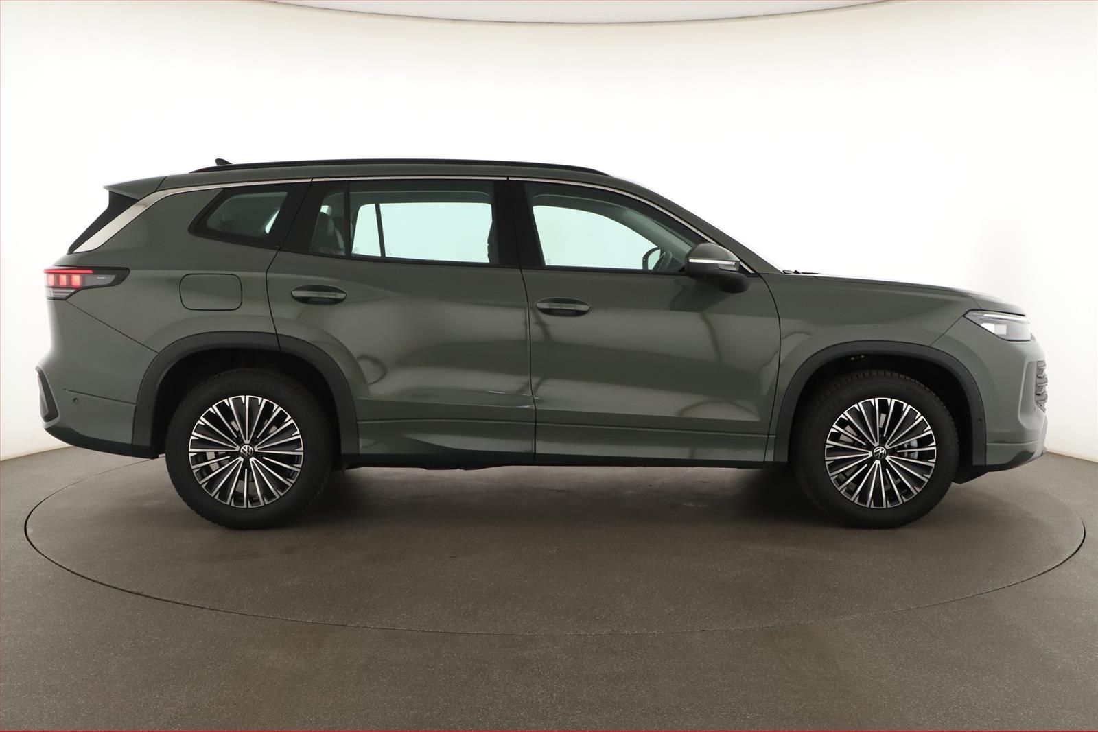 Volkswagen Tayron, 1.5 eTSI, Life - fotka 6