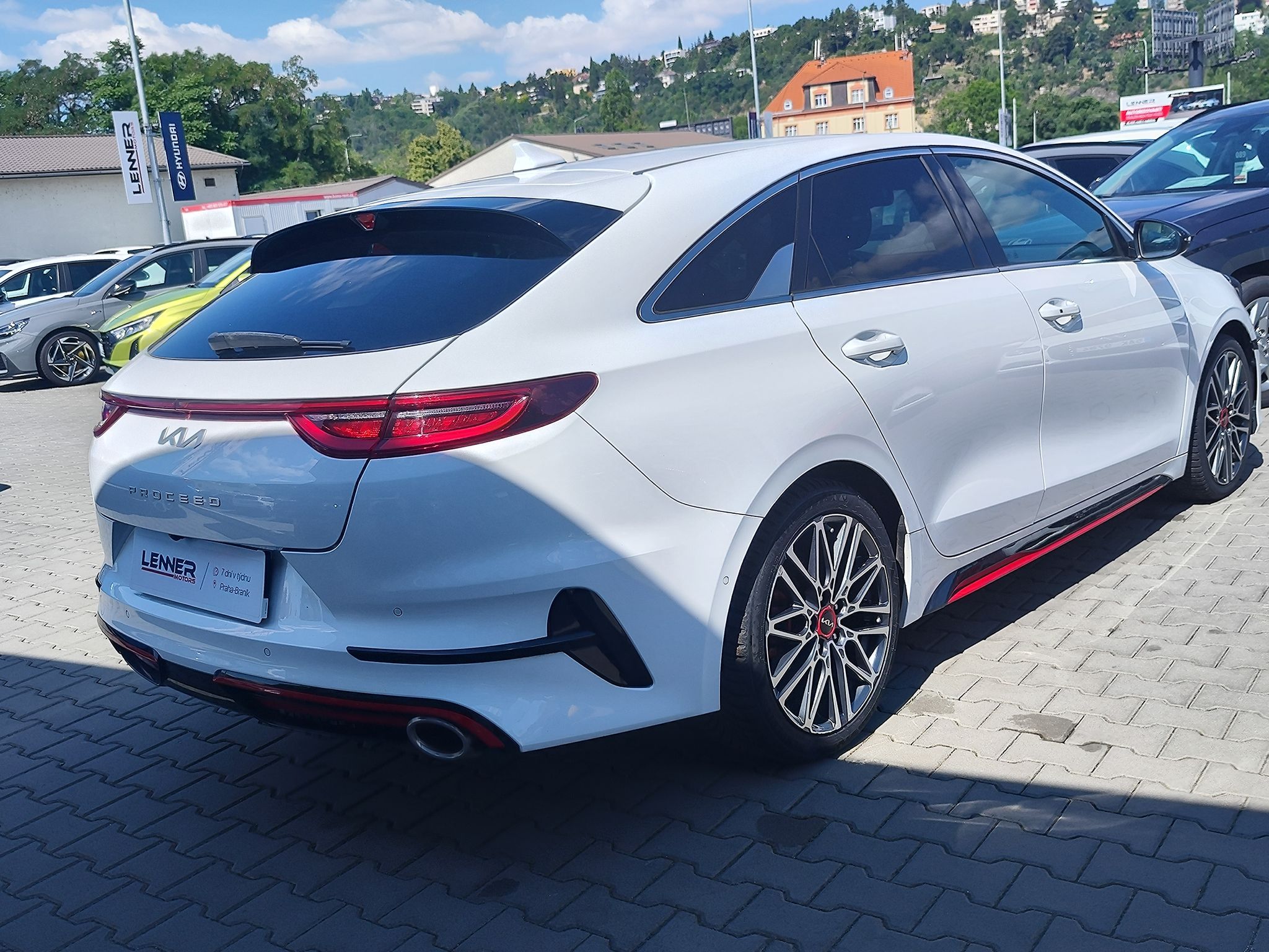 Kia ProCeed, 1.6 T-GDi/150kW GT DCT - fotka 5