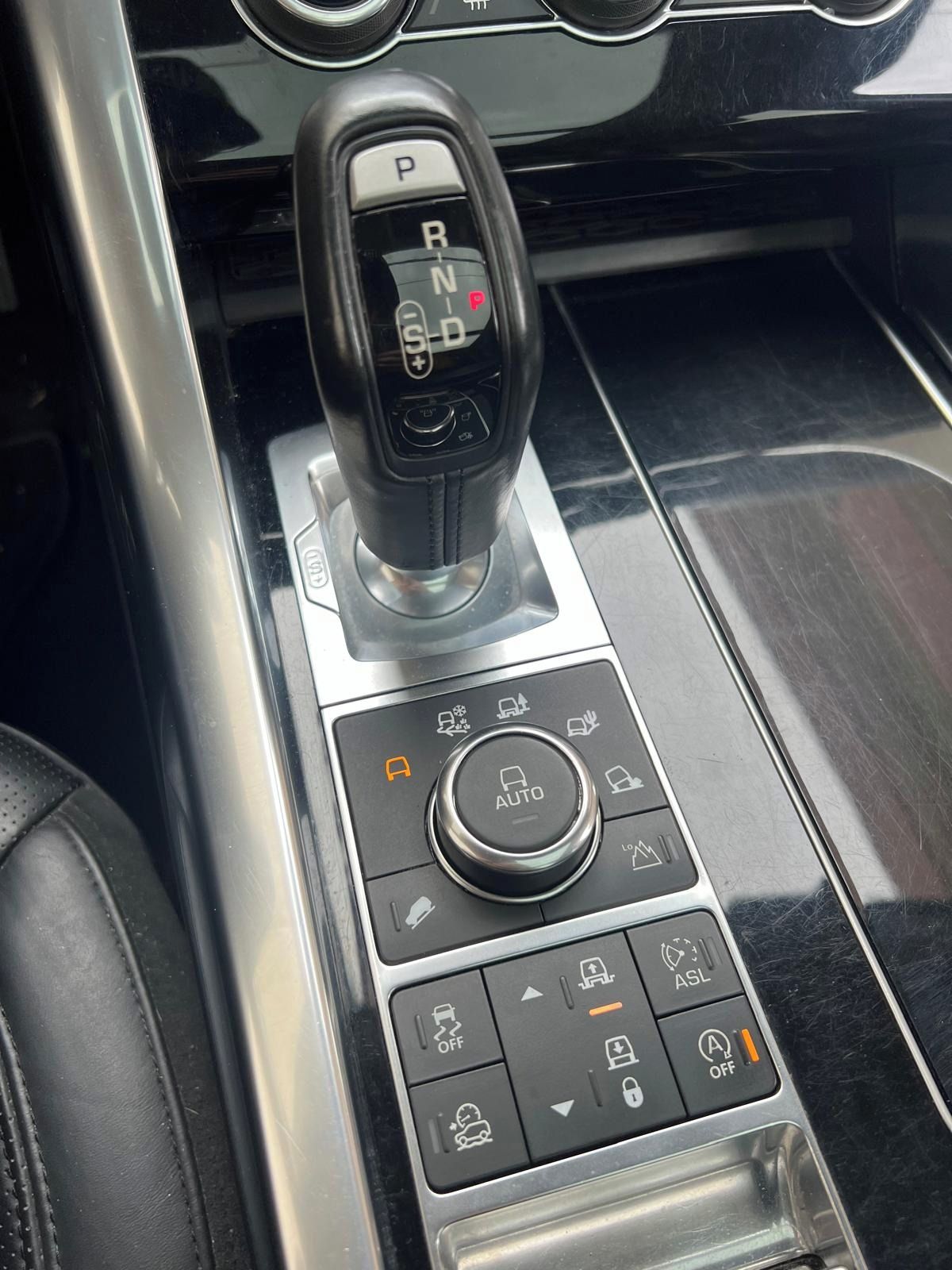 Land Rover Range Rover Sport, 3.0 TDI SDV6 - fotka 4