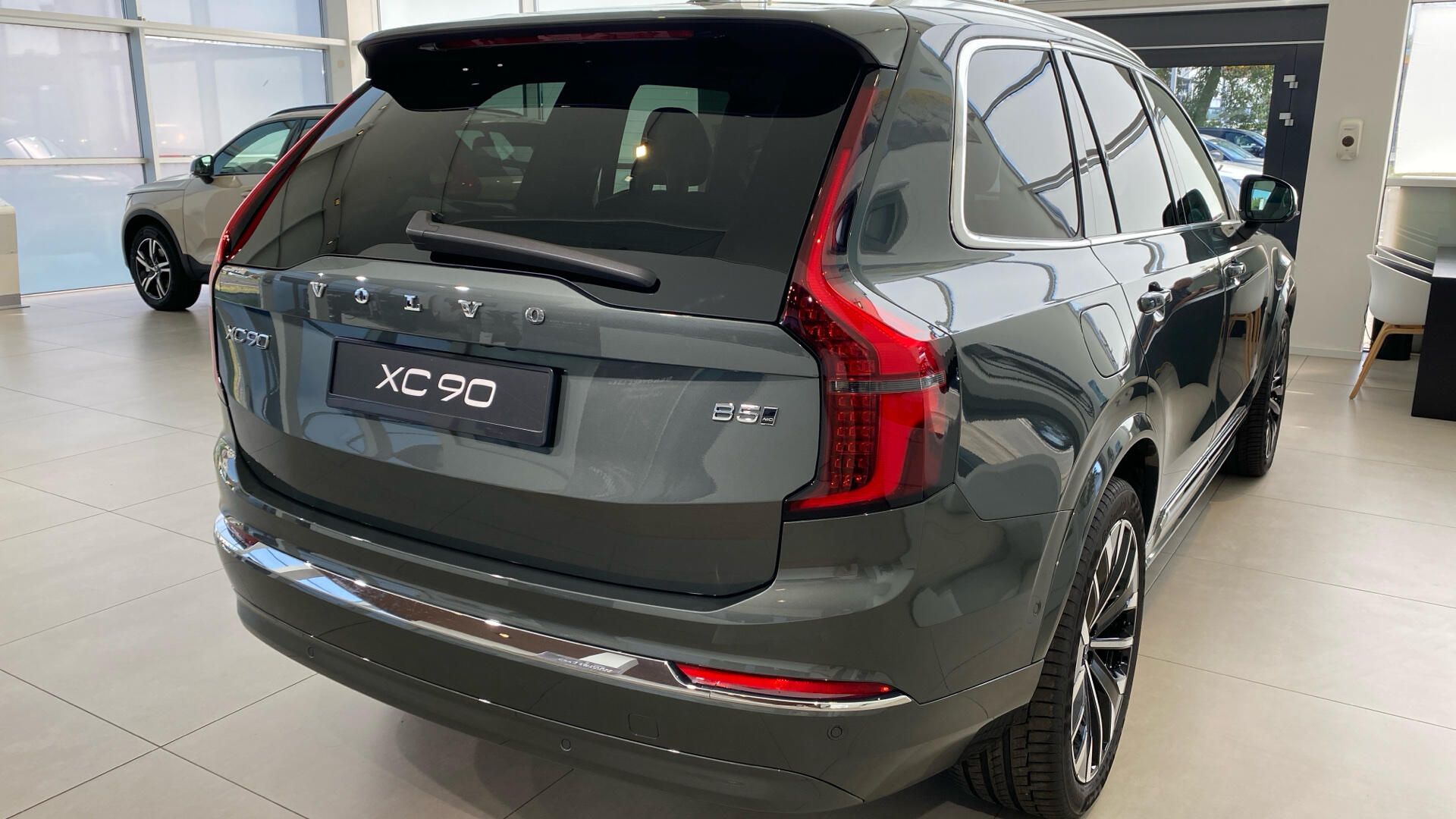 Volvo XC90, PLUS BRIGHT, B5 AWD, 184+10 kW - fotka 6