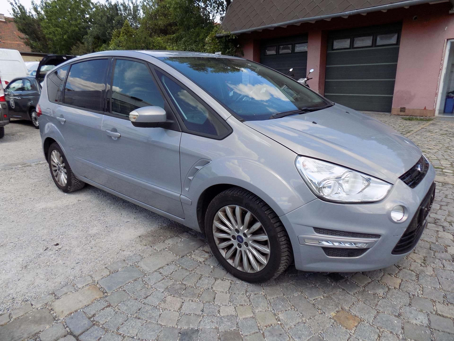 Ford S-MAX, 2,0 TDCI 103 KW VÝHŘEV, TAŽNÉ - fotka 5