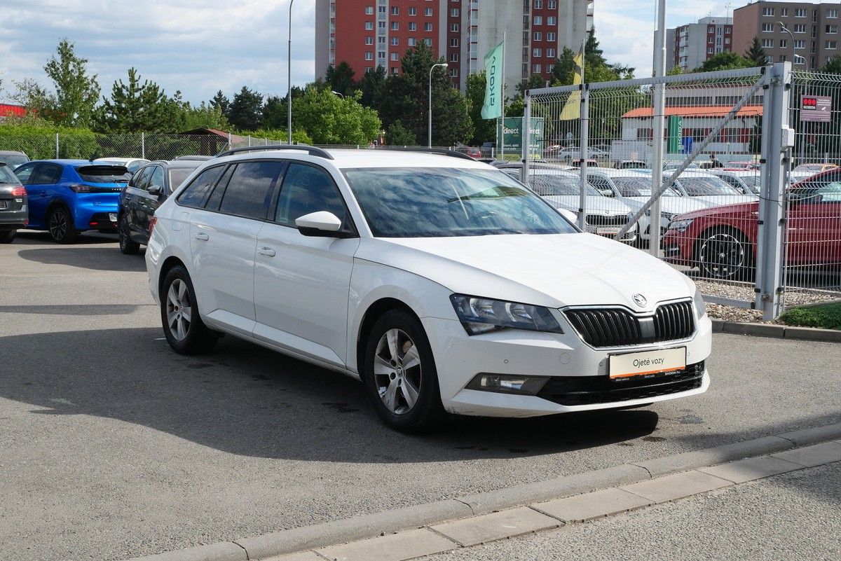 Škoda Superb, 2.0 TDI 110 kW DSG - fotka 3