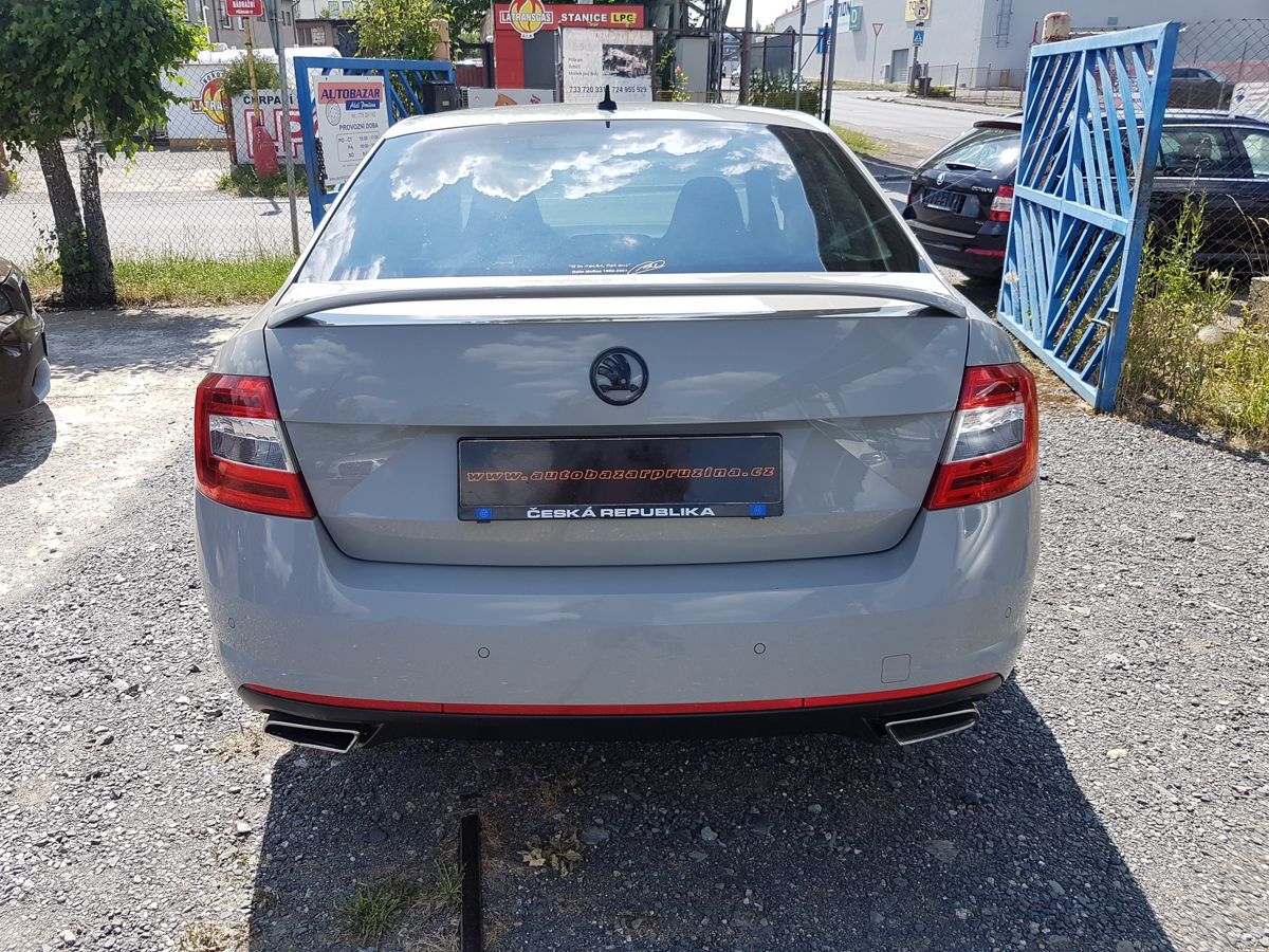 Škoda Octavia, RS 2.0TDi 135KW 4X4 F1 NAVI - fotka 5