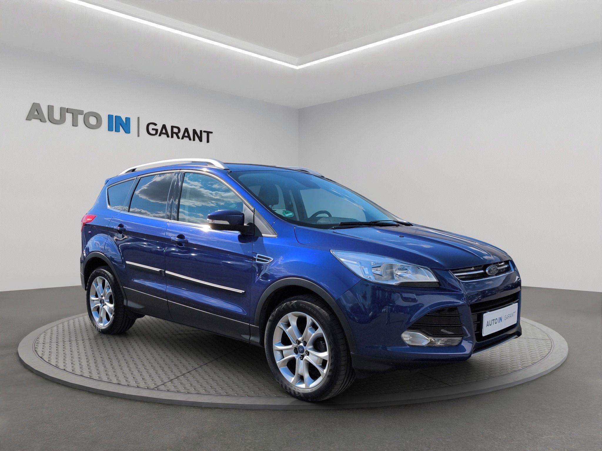 Ford Kuga, 1.5 EcoBoost 110kW, Serv. knih - fotka 3