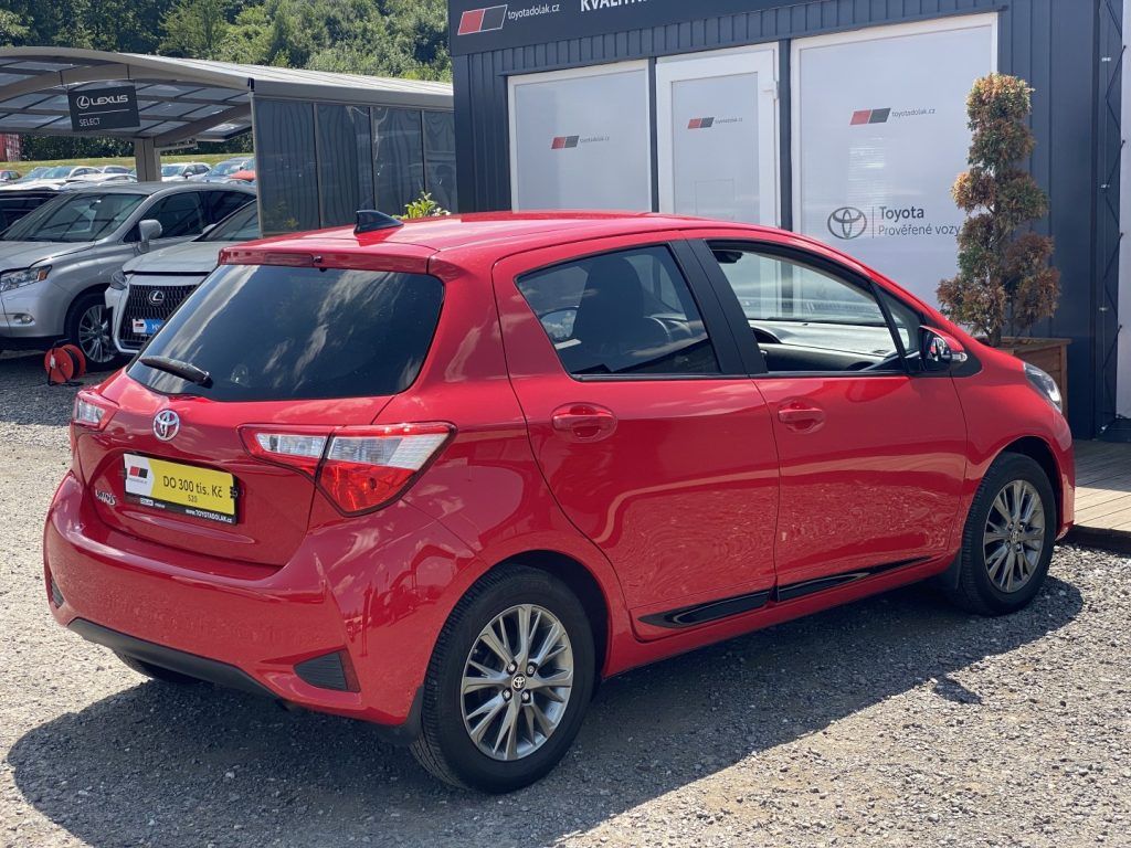 Toyota Yaris, 1.5i, ČR, Trend, 2xKola - fotka 6