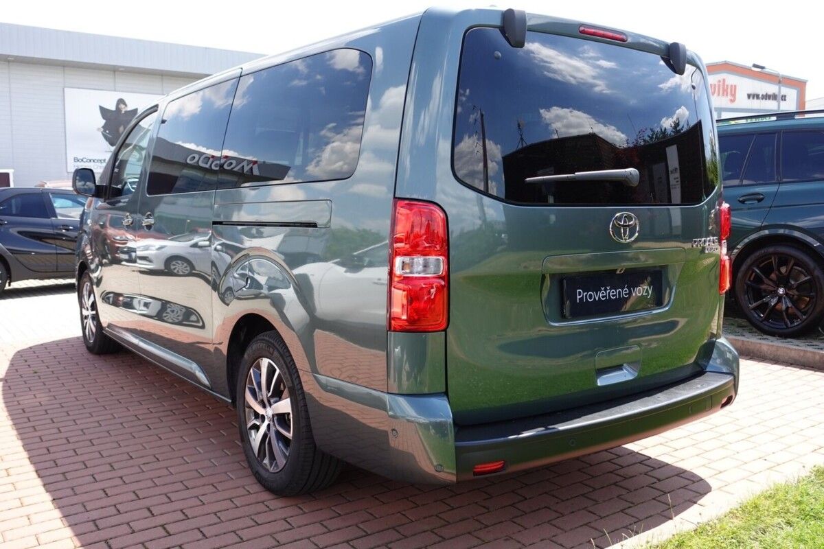 Toyota Proace Verso, 2.0 Diesel 144 6 MT 5D L2 Fami - fotka 6
