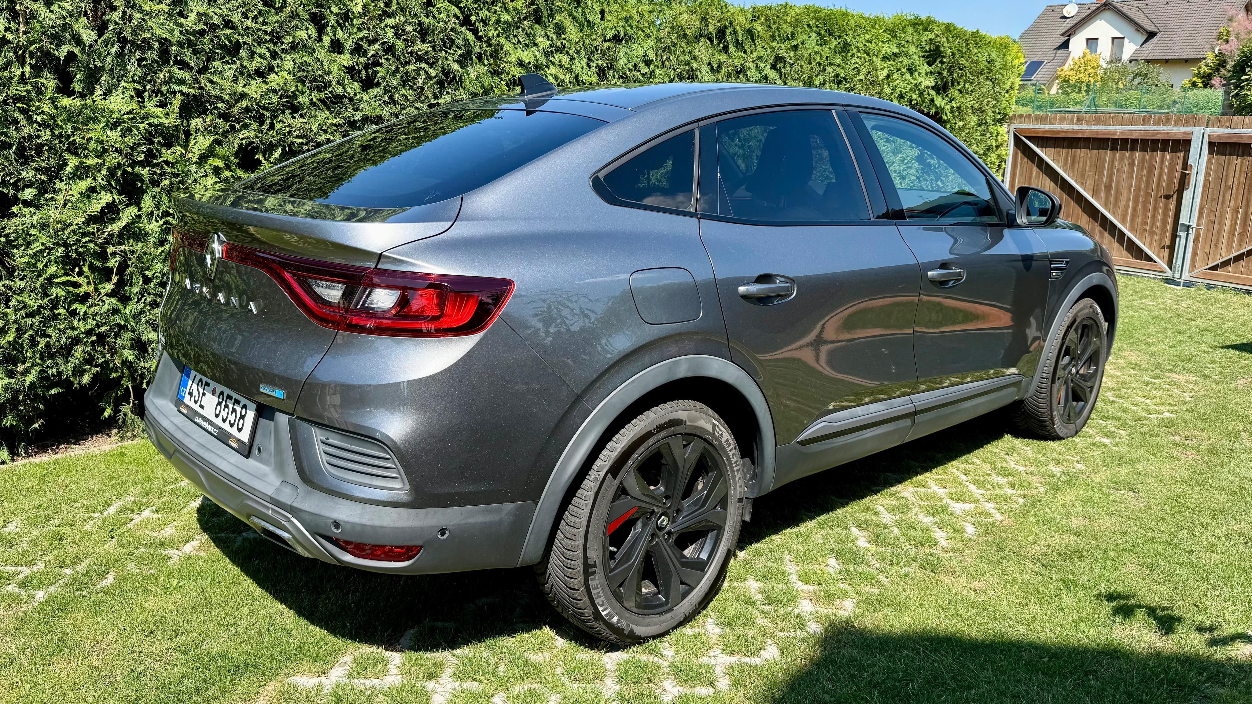 Renault Arkana, 1,6 R.S. Line E-Tech 145 - fotka 4