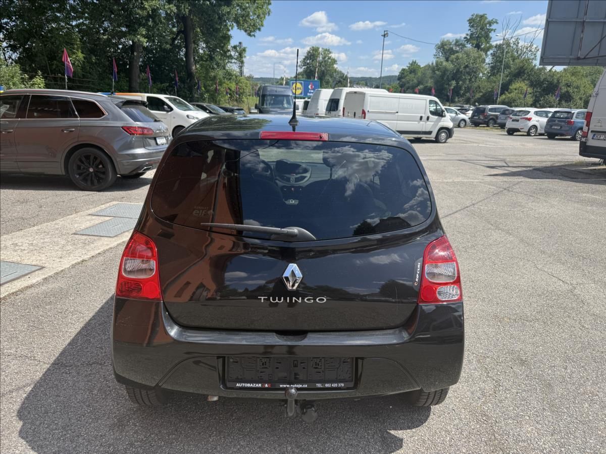 Renault Twingo, 1,2 i - fotka 6