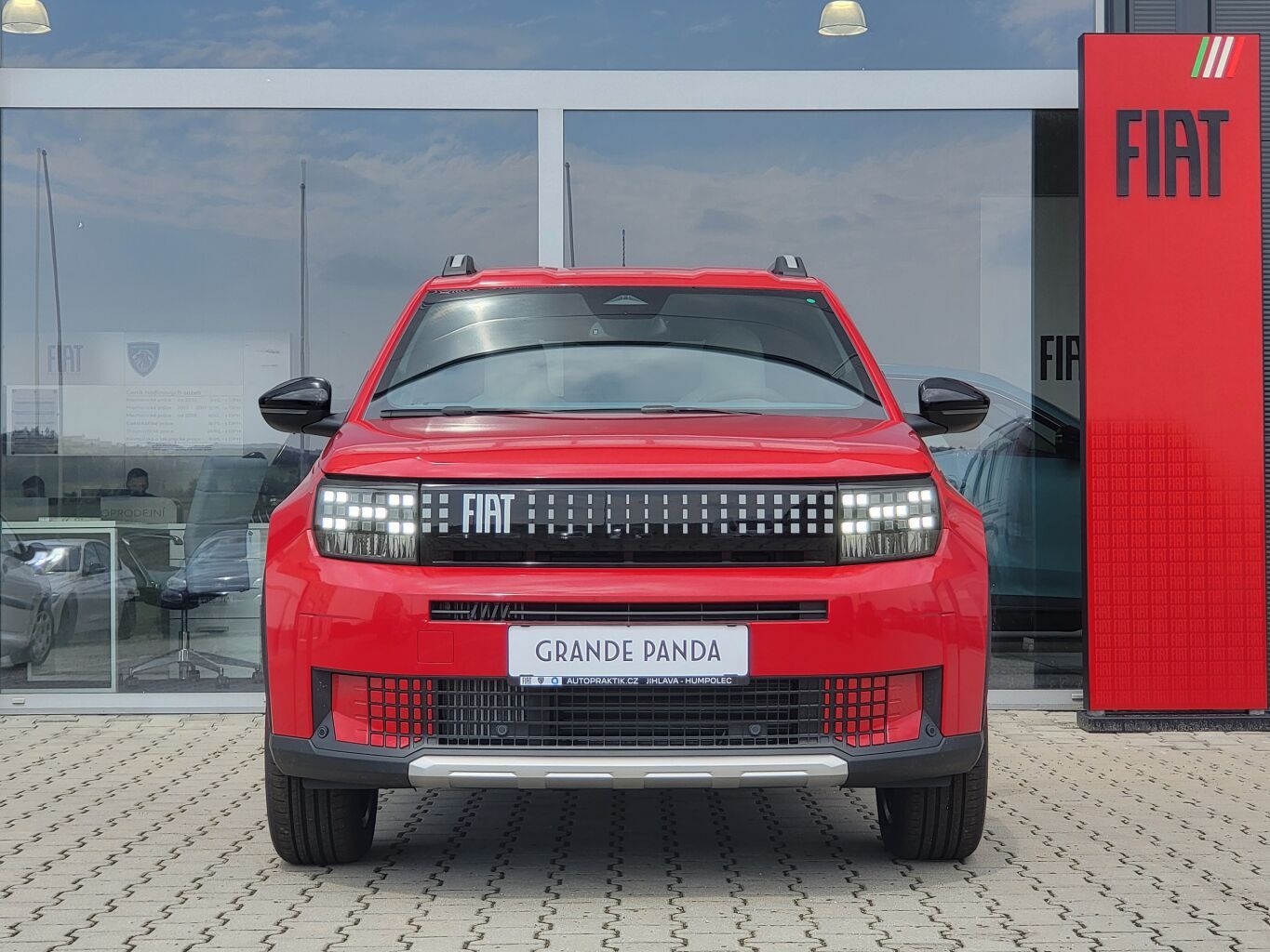 Fiat Grande Panda, La Prima 1.2 Turbo 100k MAN6 N - fotka 2