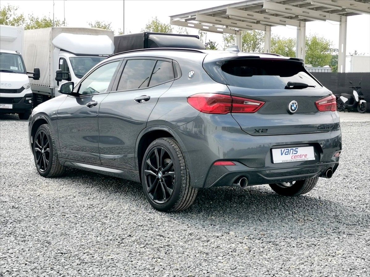 BMW X2, sDrive 20i M SPORT* LED* HUD - fotka 4