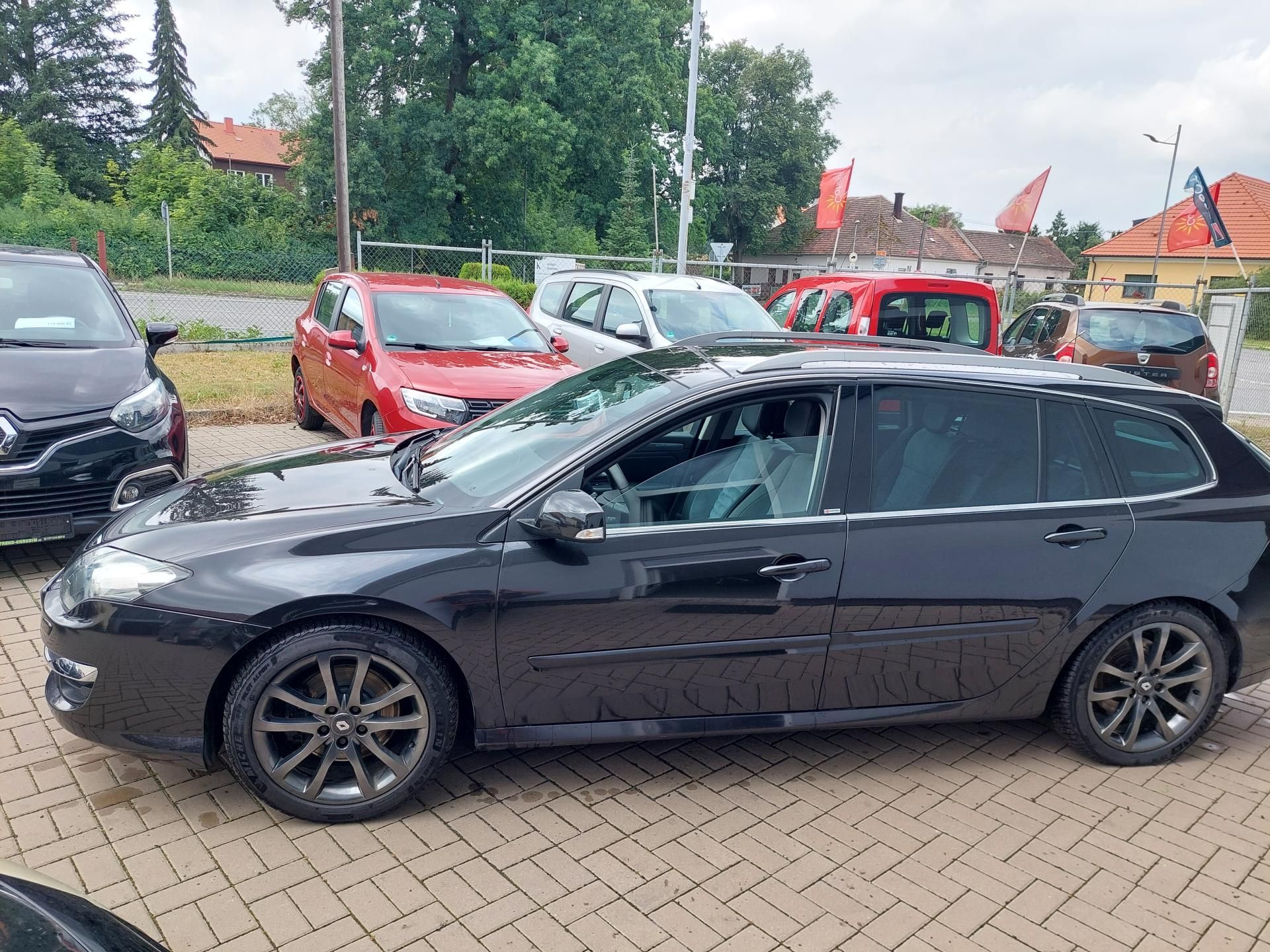 Renault Laguna, III. Grandtour GT dCi 180 - fotka 5