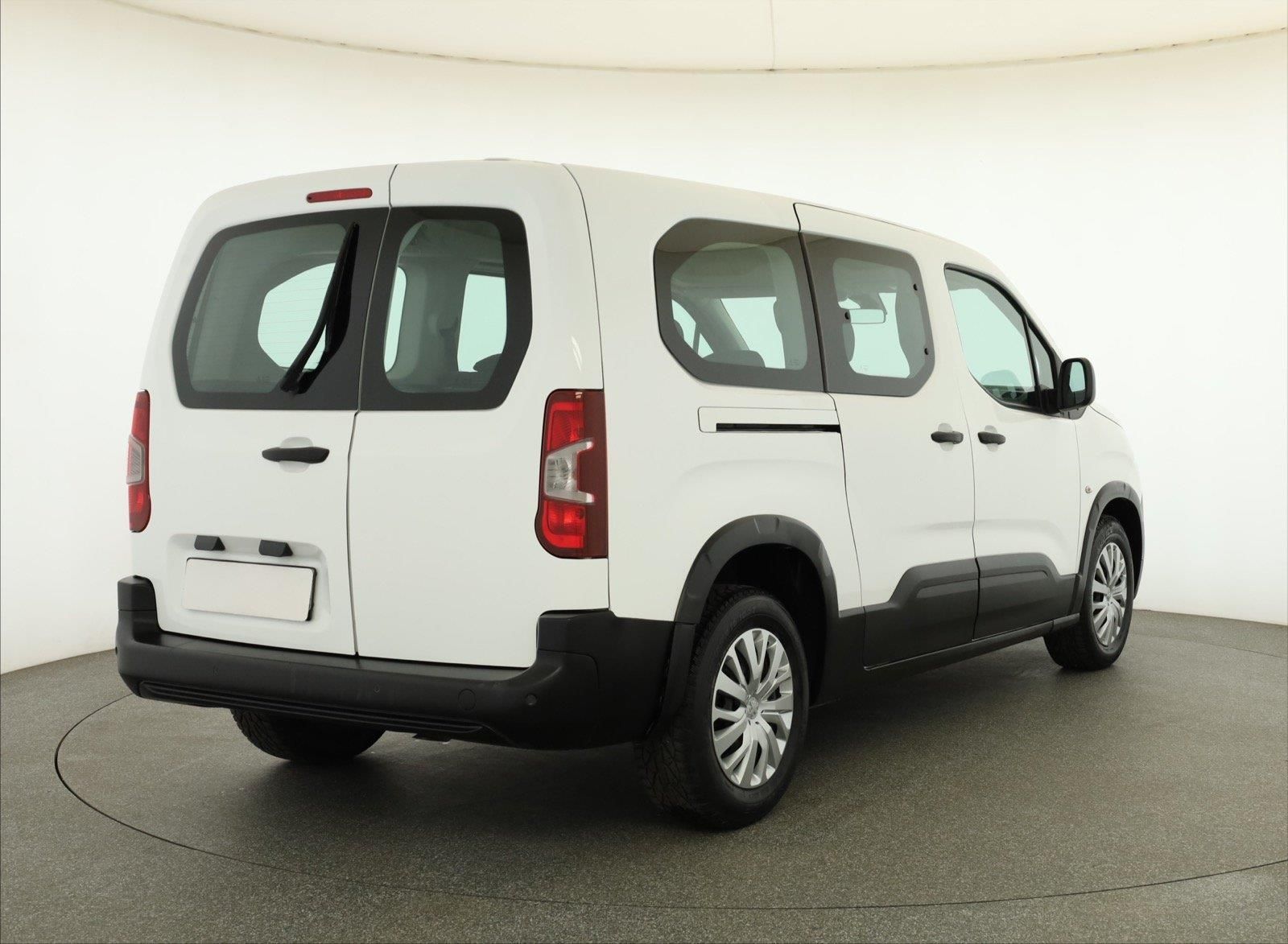 Peugeot Rifter, Maxi 1.2 PureTech, Active - fotka 5