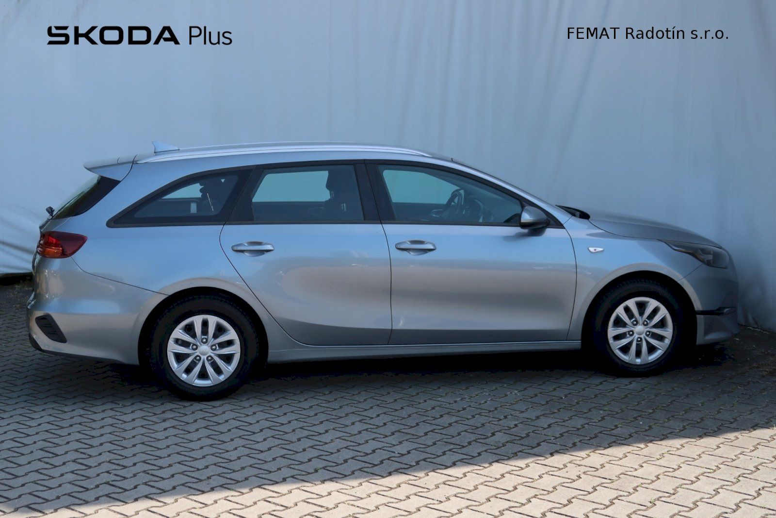Kia Cee´d, Sportswagon 1,0 T-GDI/88 kW - fotka 3