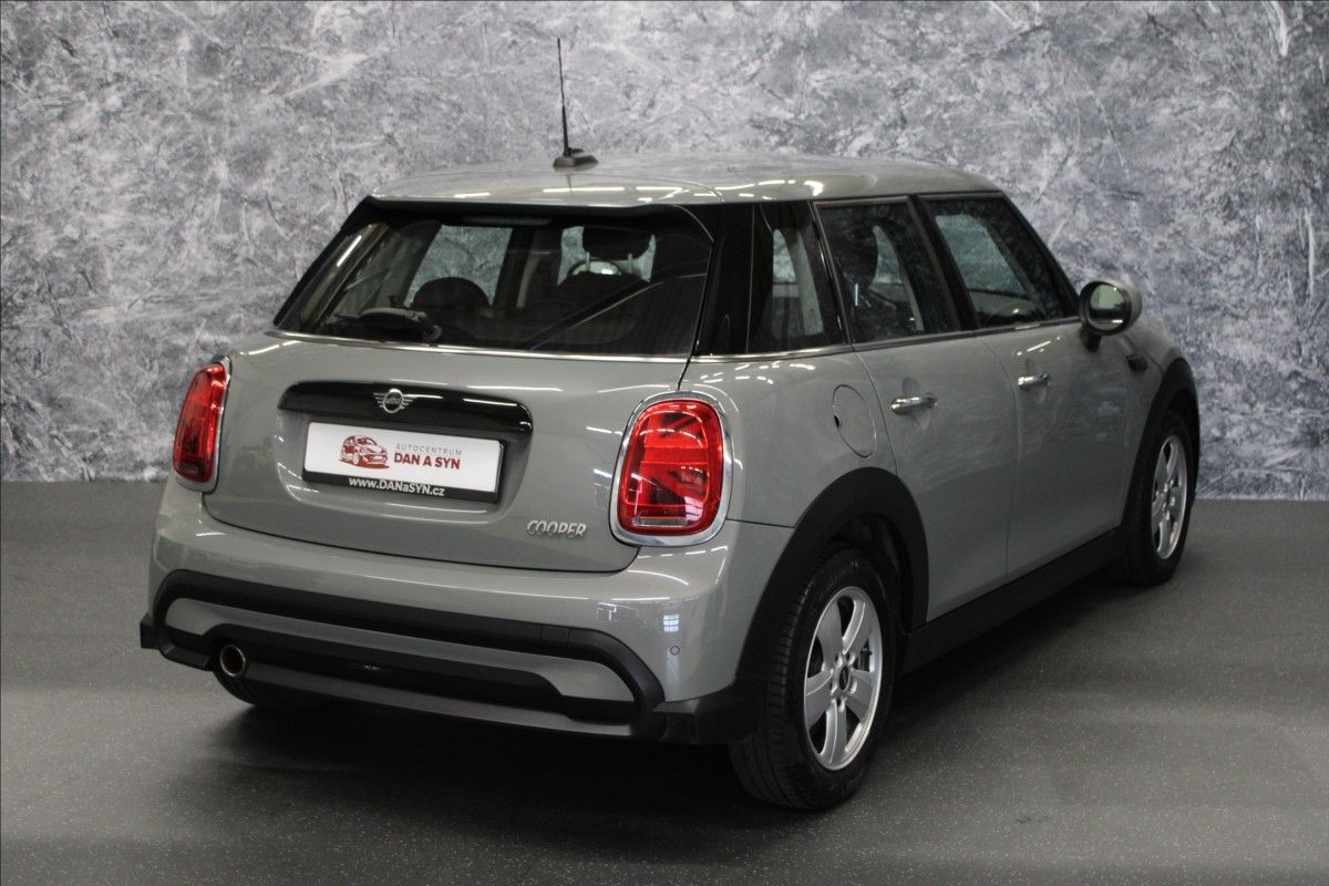 Mini Cooper, 1,5 1.majitel CZ - fotka 4