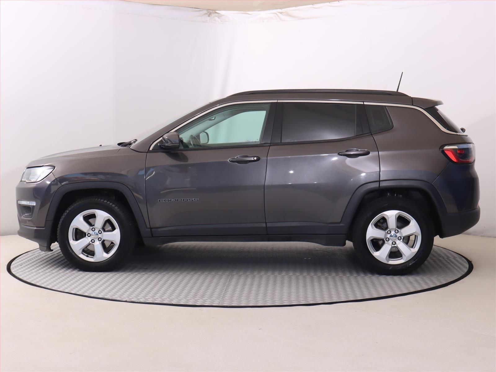 Jeep Compass, 1.4 MultiAir, Serv.kniha - fotka 3