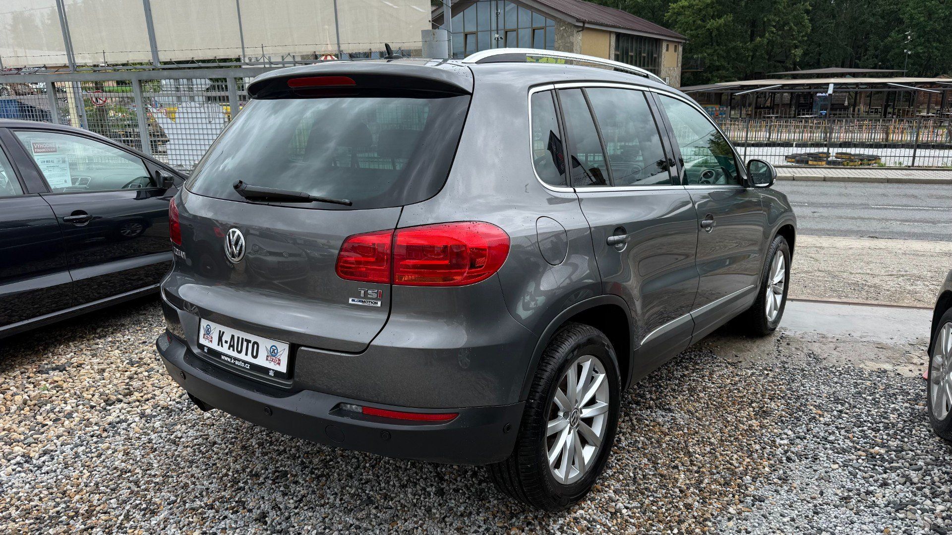 Volkswagen Tiguan, 1.4TSi 90kW*Lounge*Servis*ALU* - fotka 4