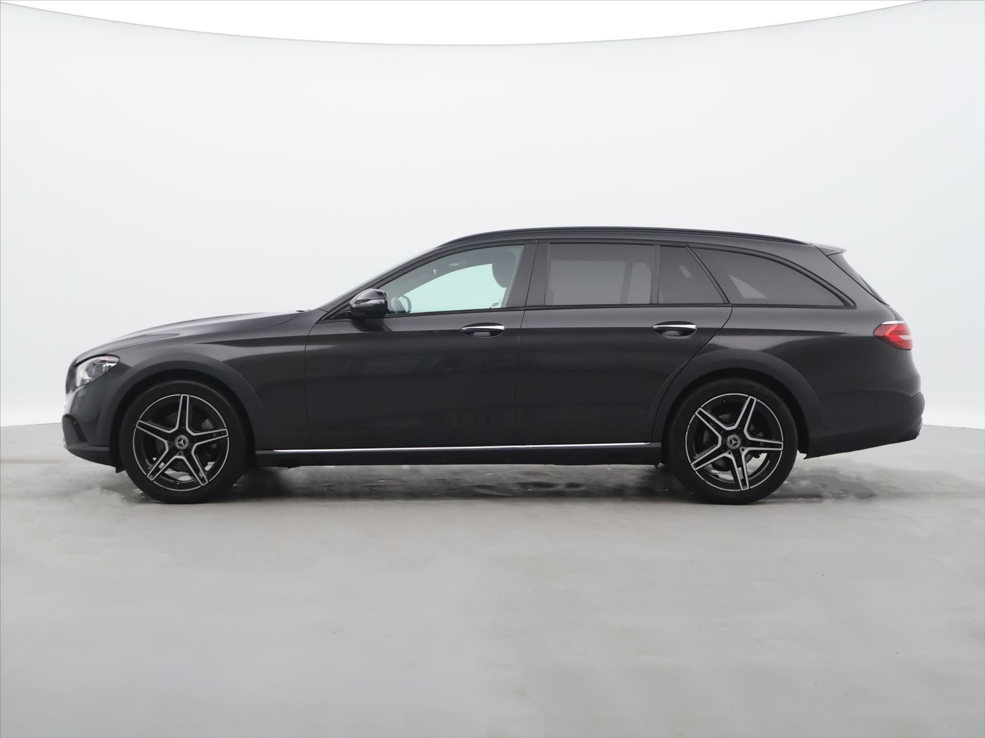 Mercedes-Benz Třídy E, 2,0 220d 143kW AllTerain DPH - fotka 4