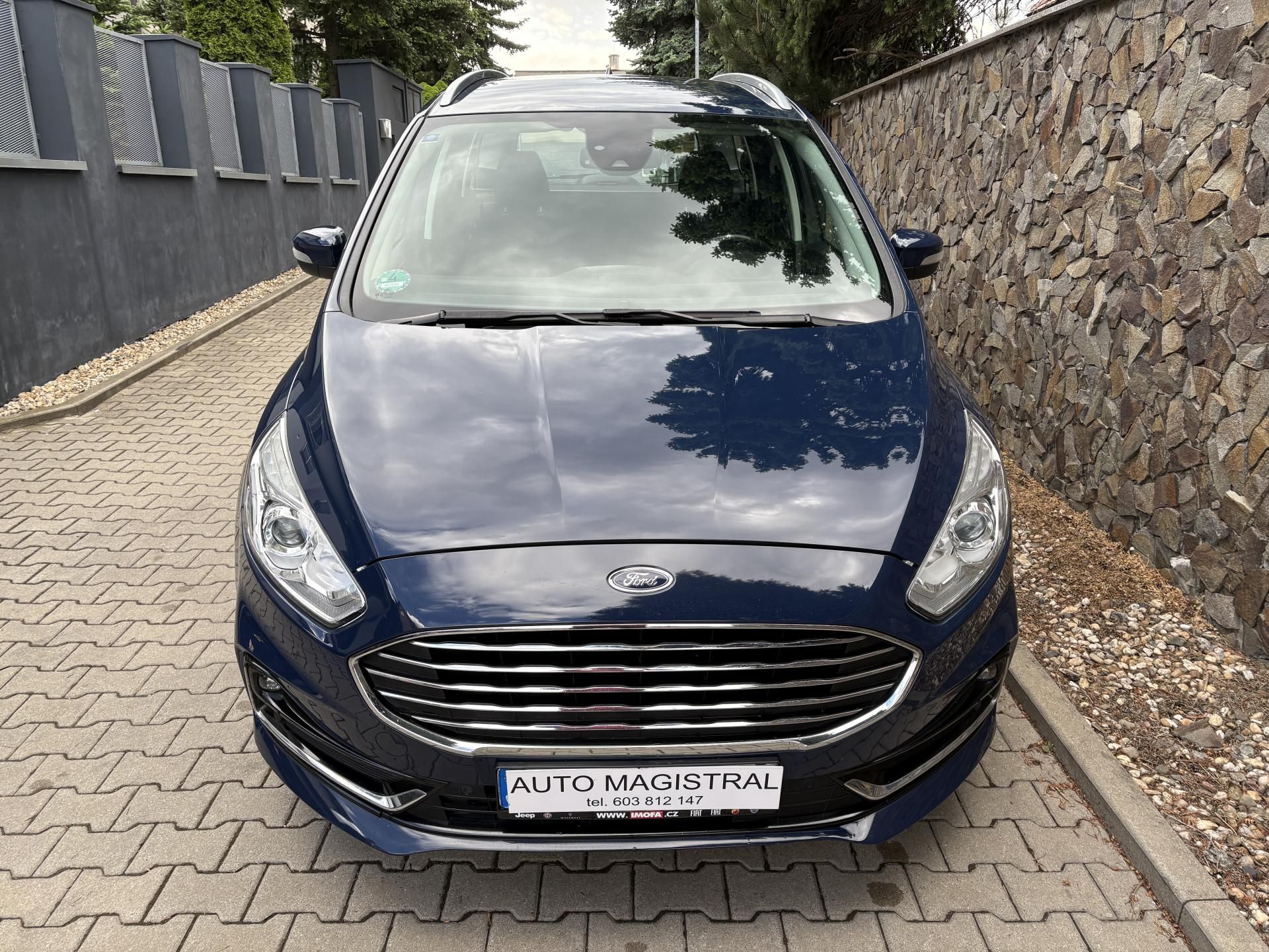 Ford Galaxy, 2.0 EcoBlue  Titanium 7 míst - fotka 4
